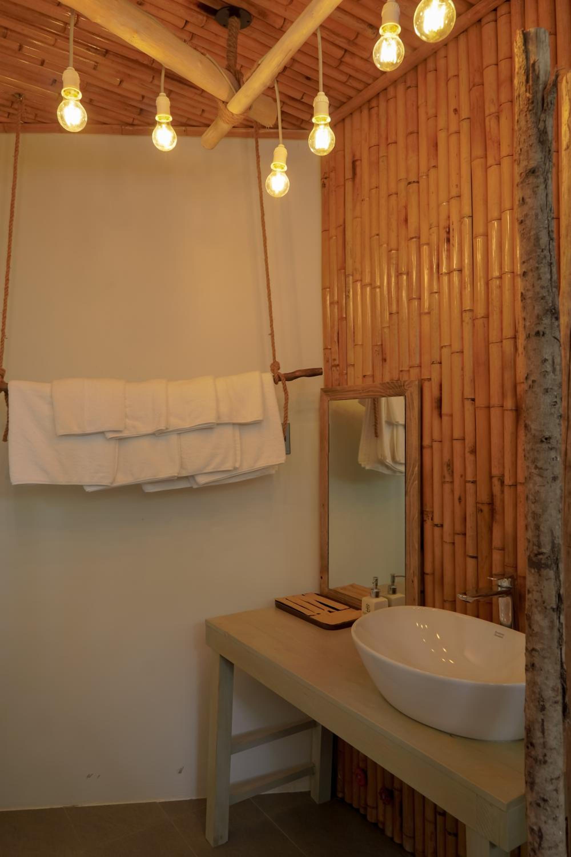 Deluxe Quadruple Room photo 3