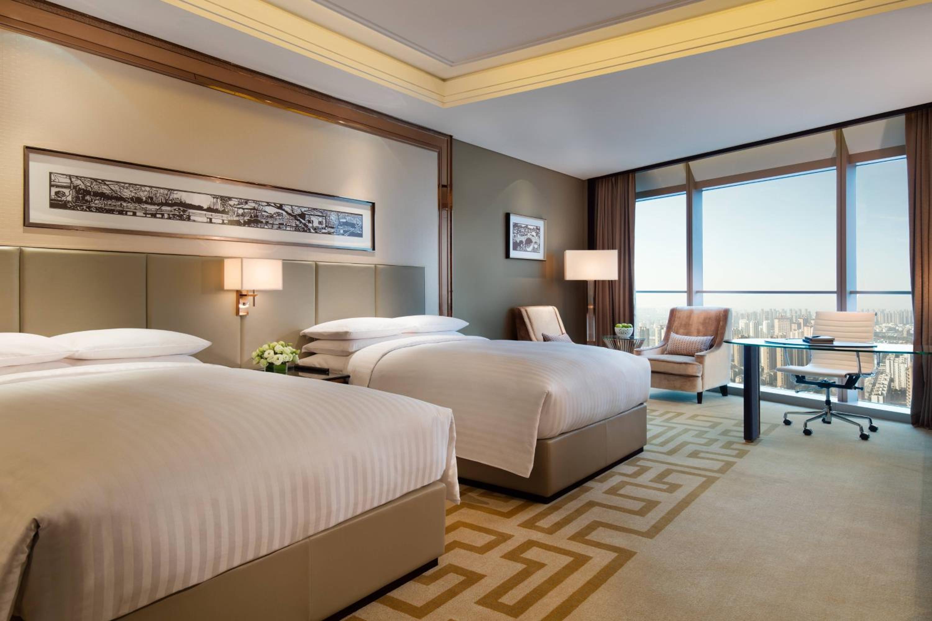 Executive Double Room, Executive lounge access, Guest room photo 3