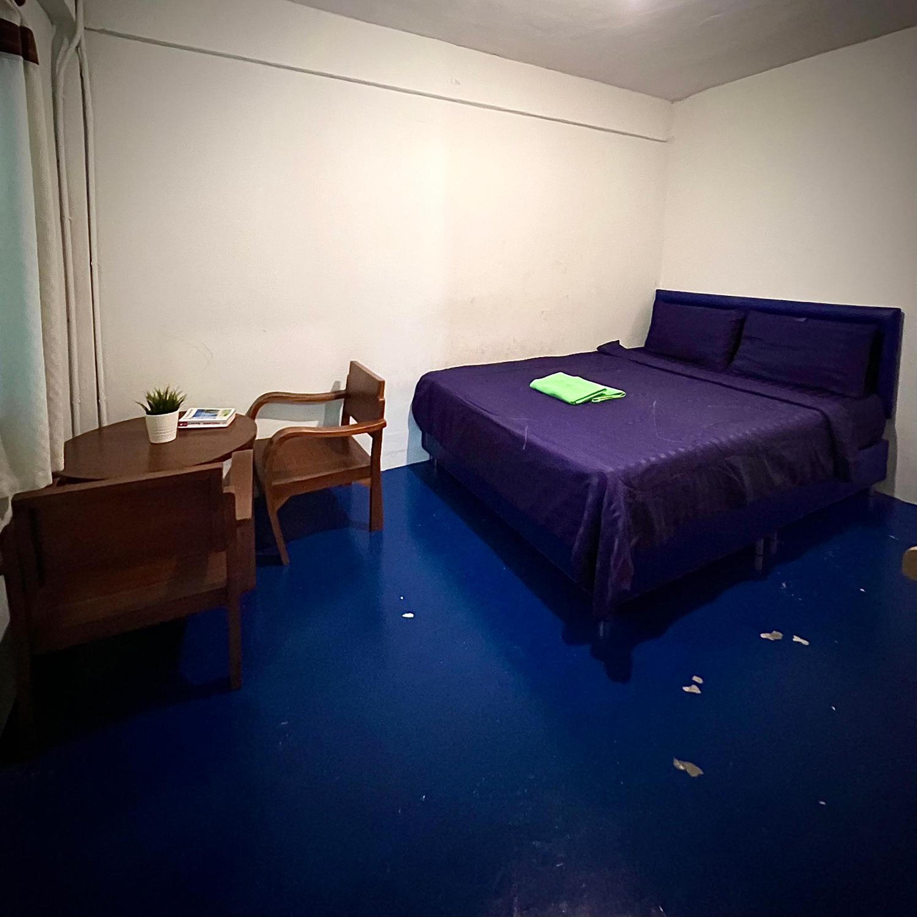 Double Room with Shared Bathroom photo 2