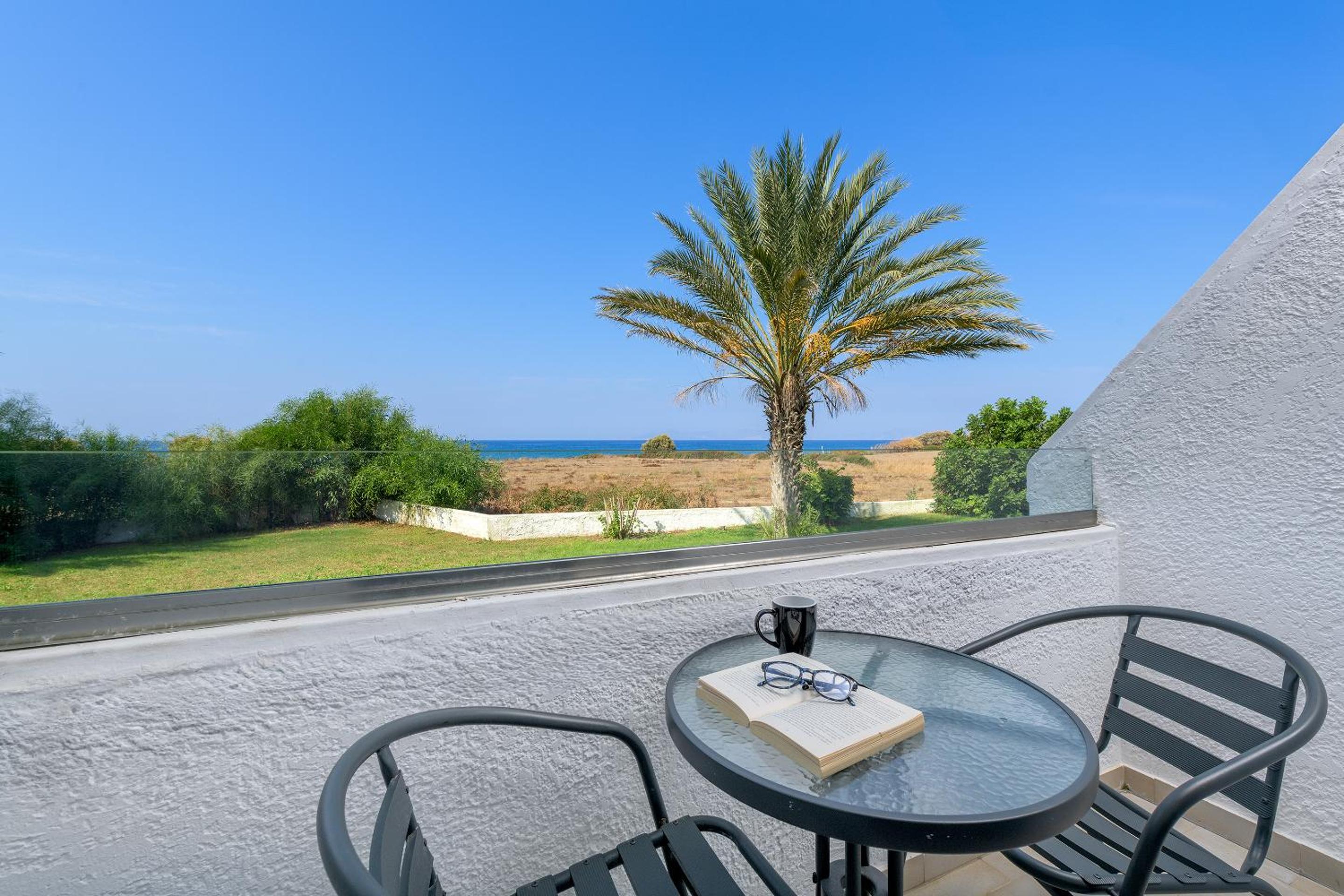 Superior Double or Twin Room with Sea View photo 2