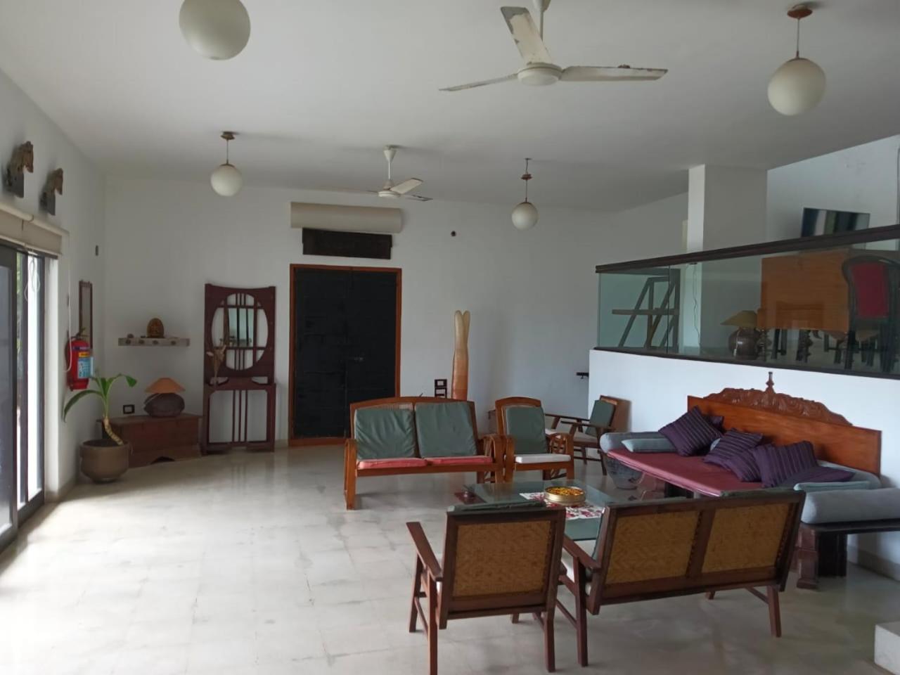 Villa photo 1