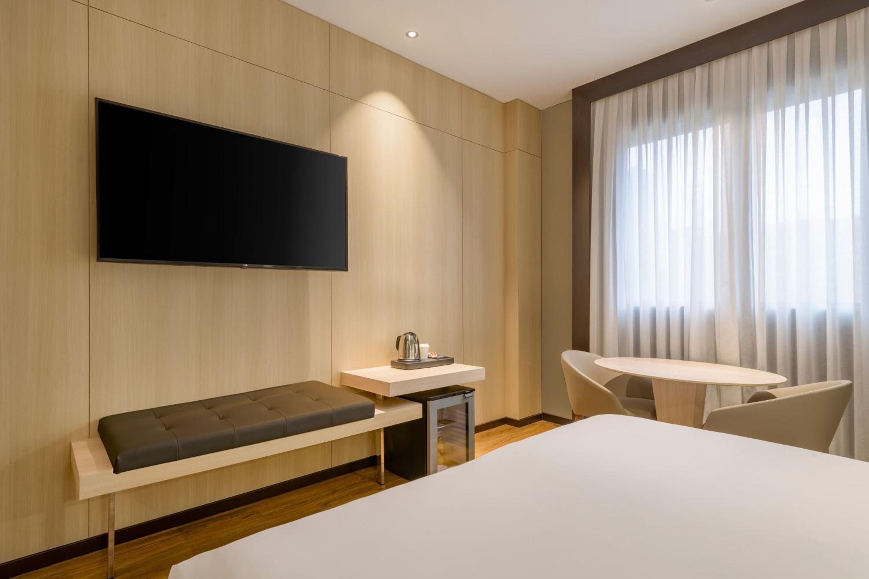 Standard Room Queen, Guest room, 1 Queen