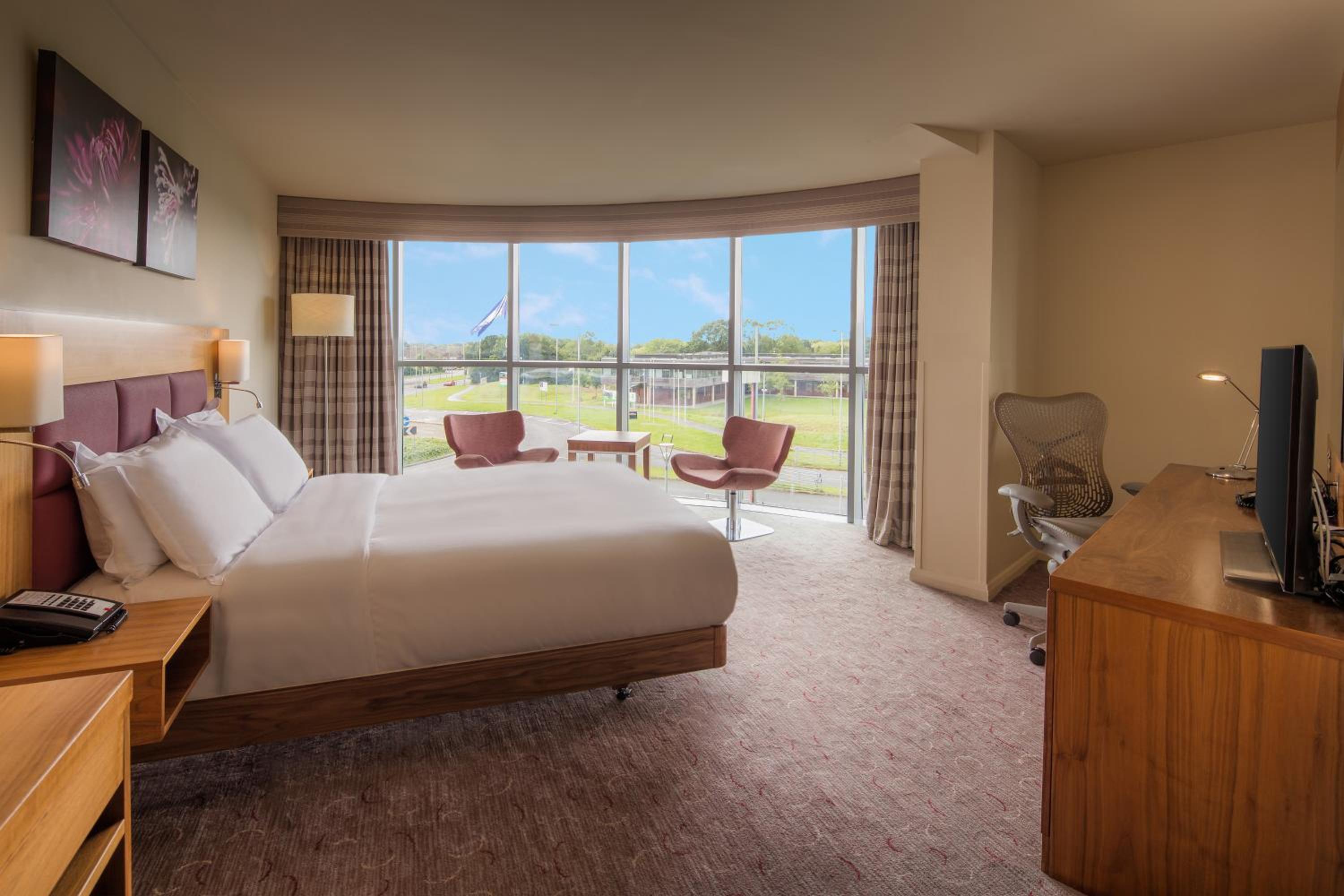 Queen Room