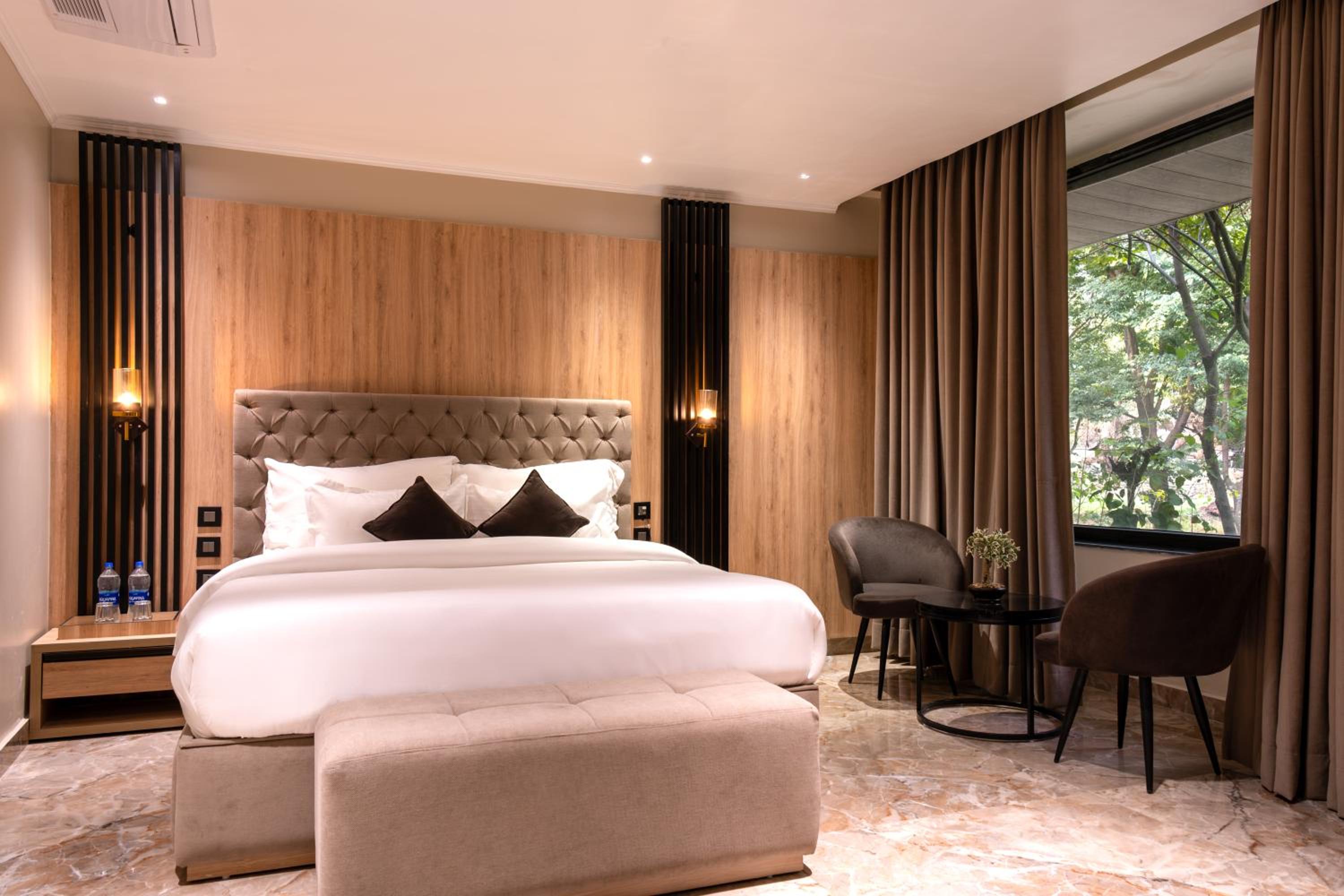 Superior Double Room - Photo 4
