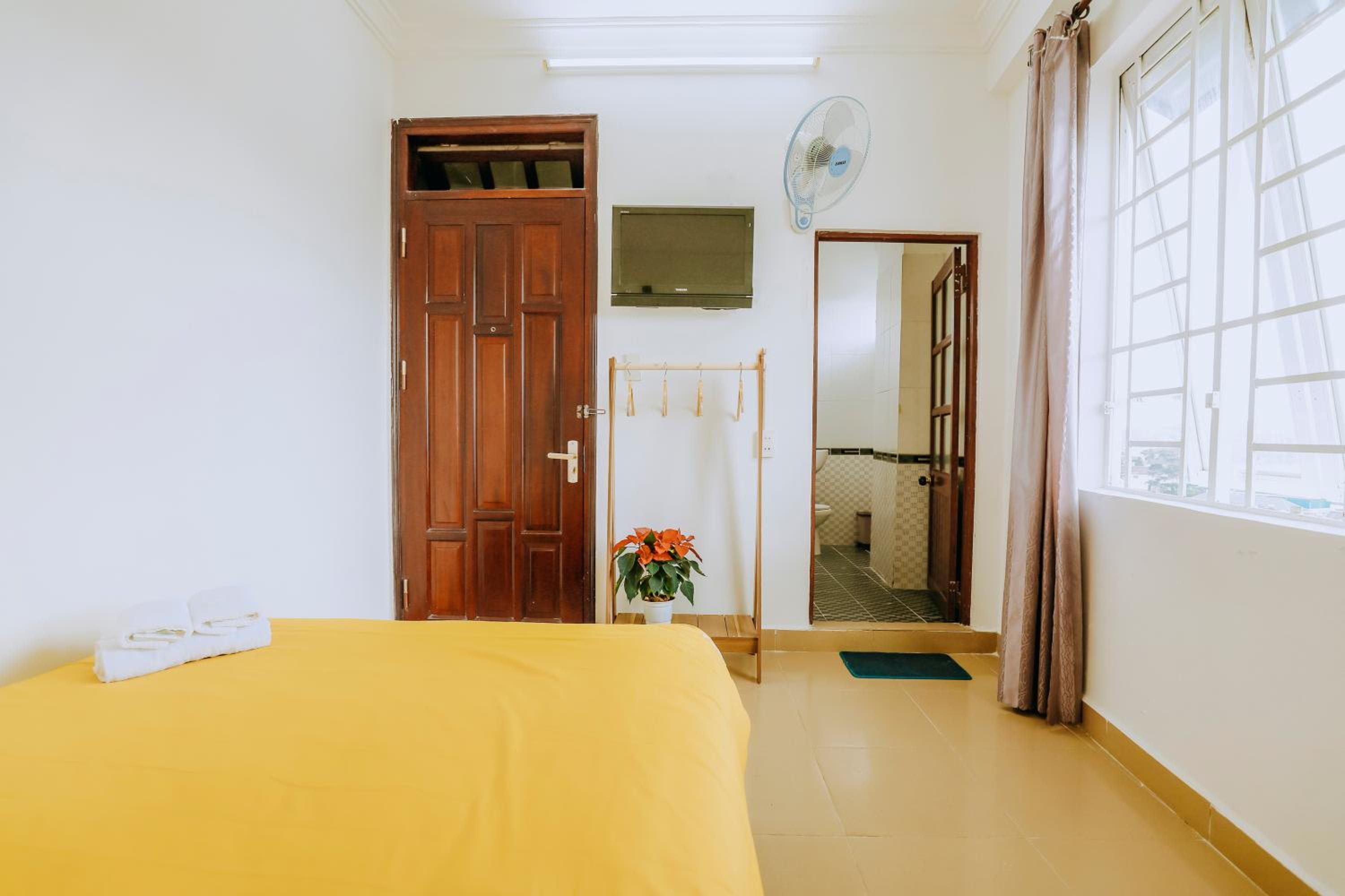 Economy Double Room