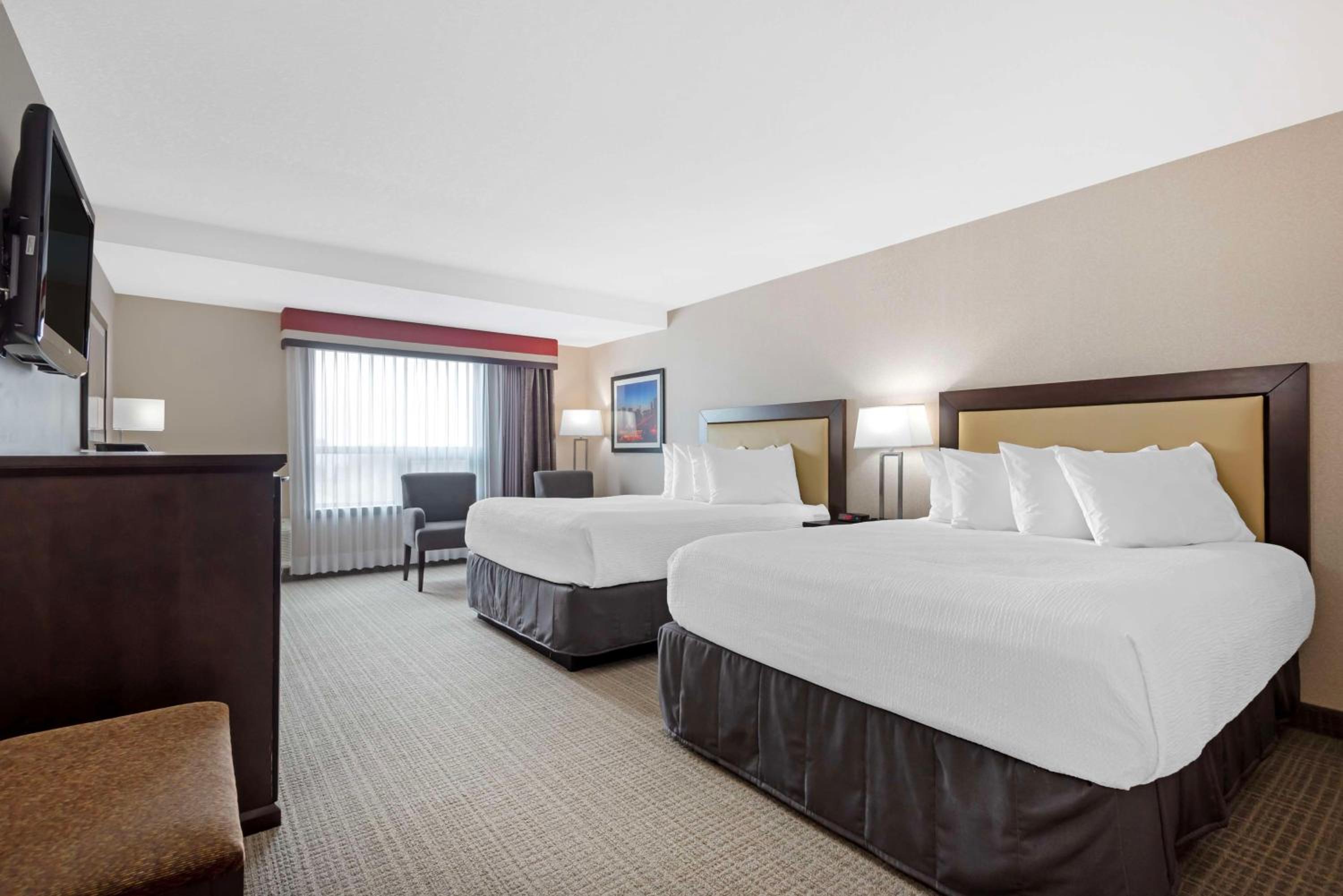 Queen Room With Two Queen Beds - Disability Access - Photo 6