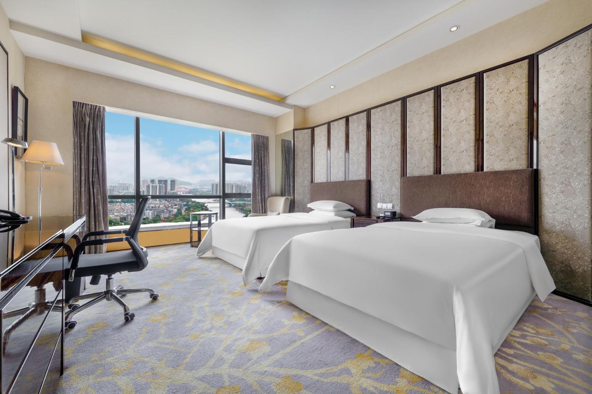 Club Twin Room