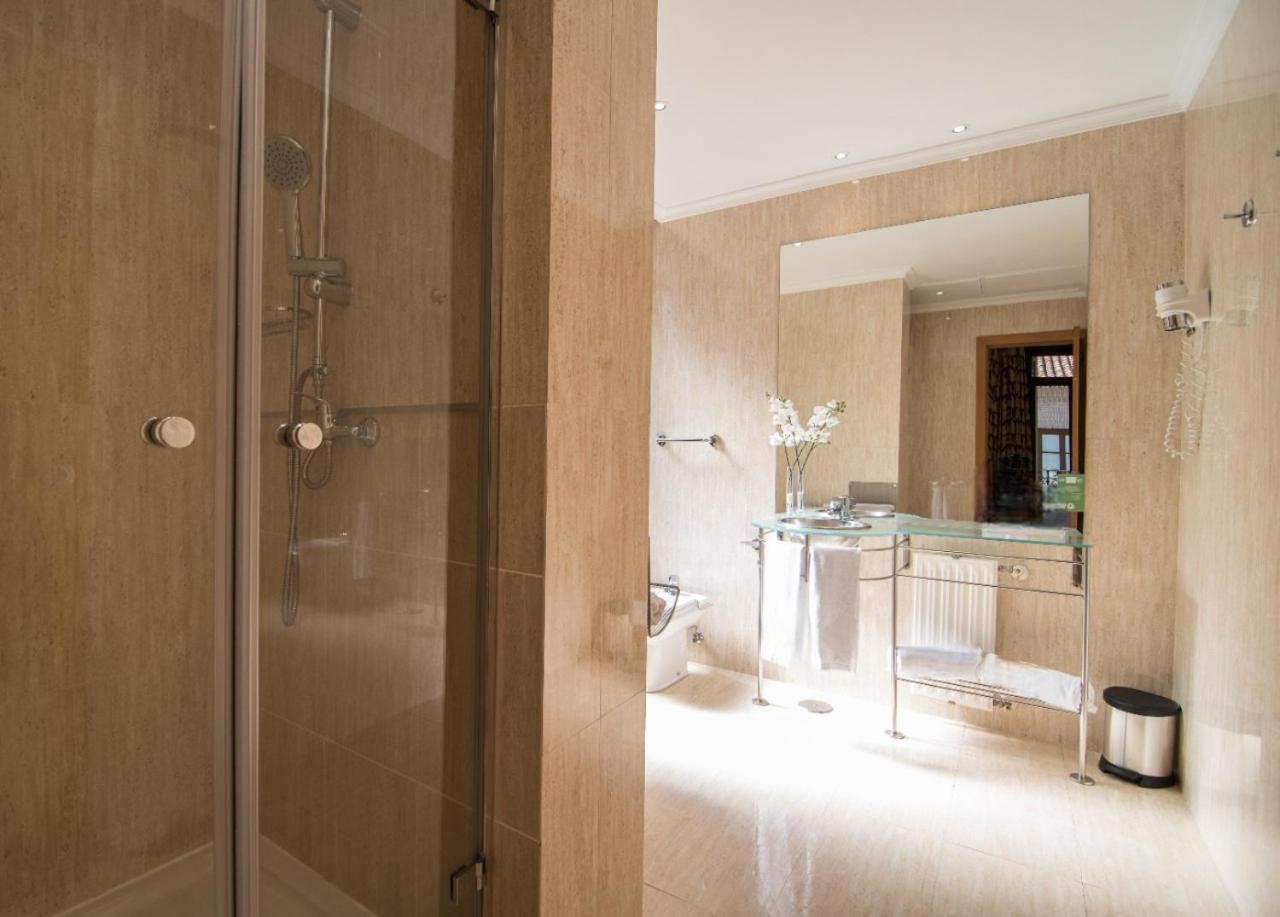 Double Room with View - Photo 4