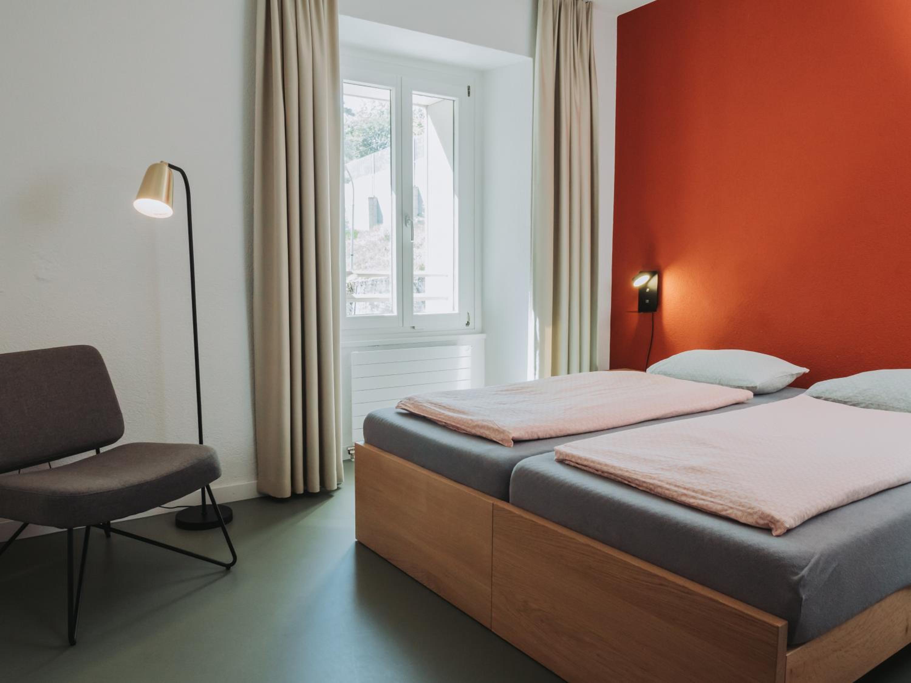 Single Room with Private Bathroom photo 2