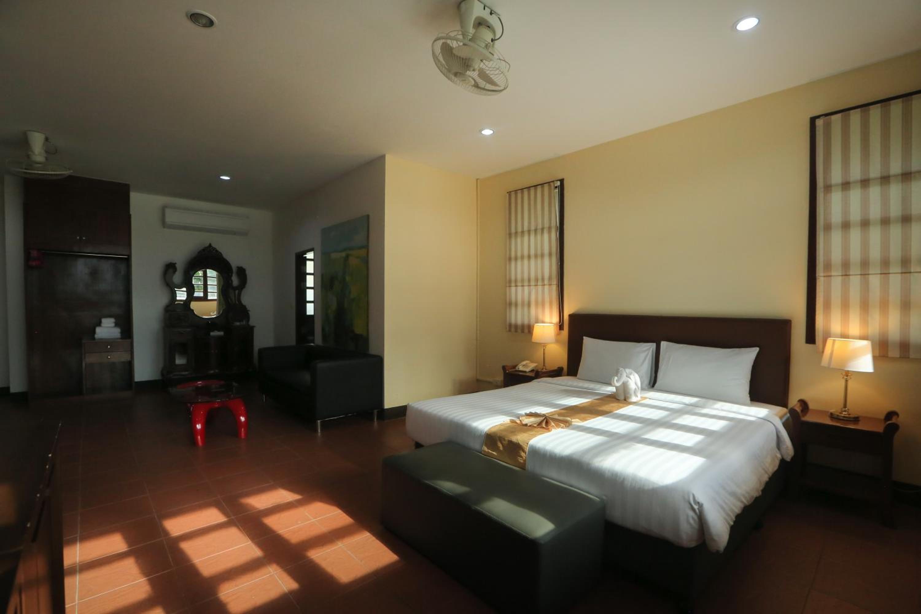 Family Room with Sea View photo 2
