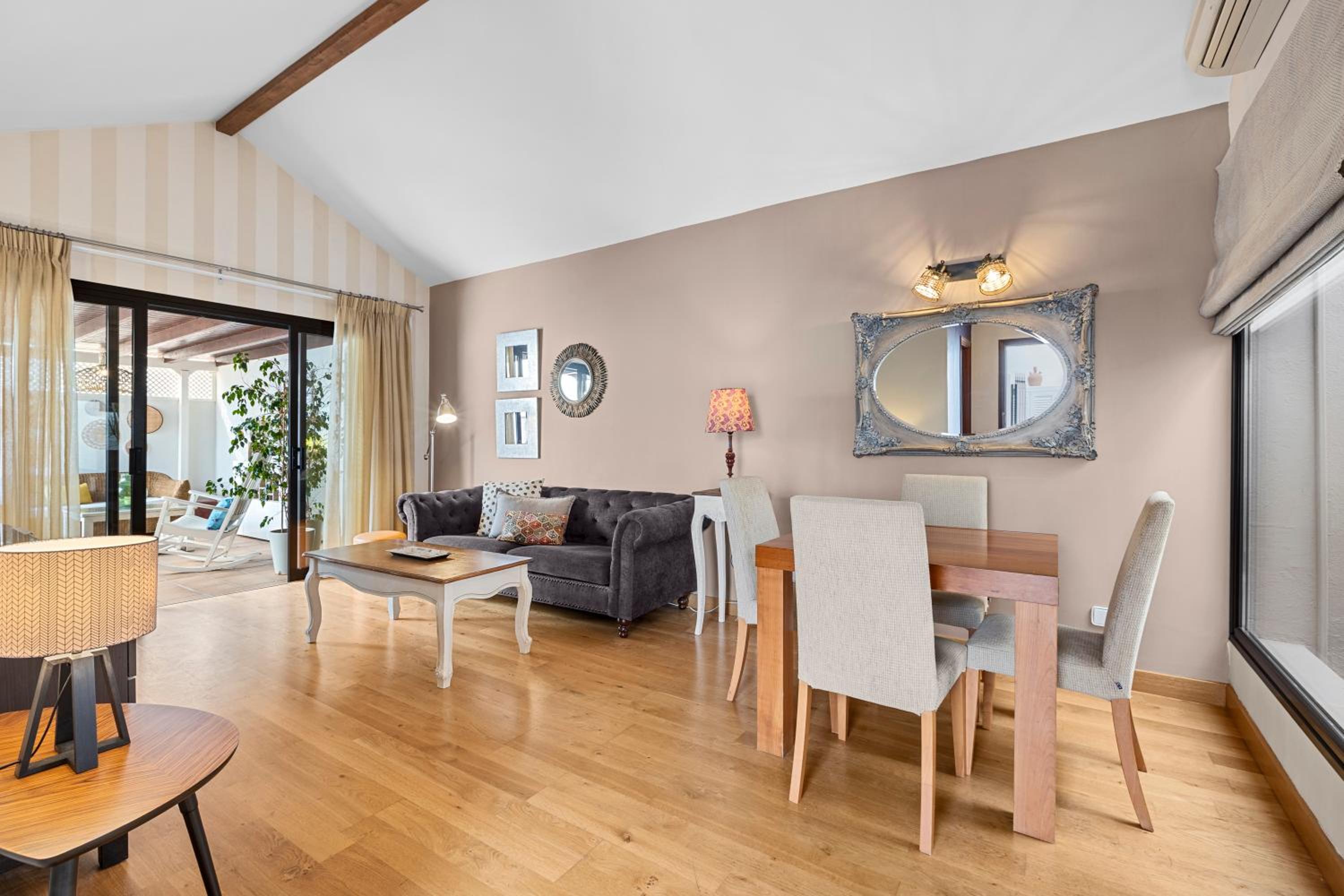 Villa de Dos Habitaciones