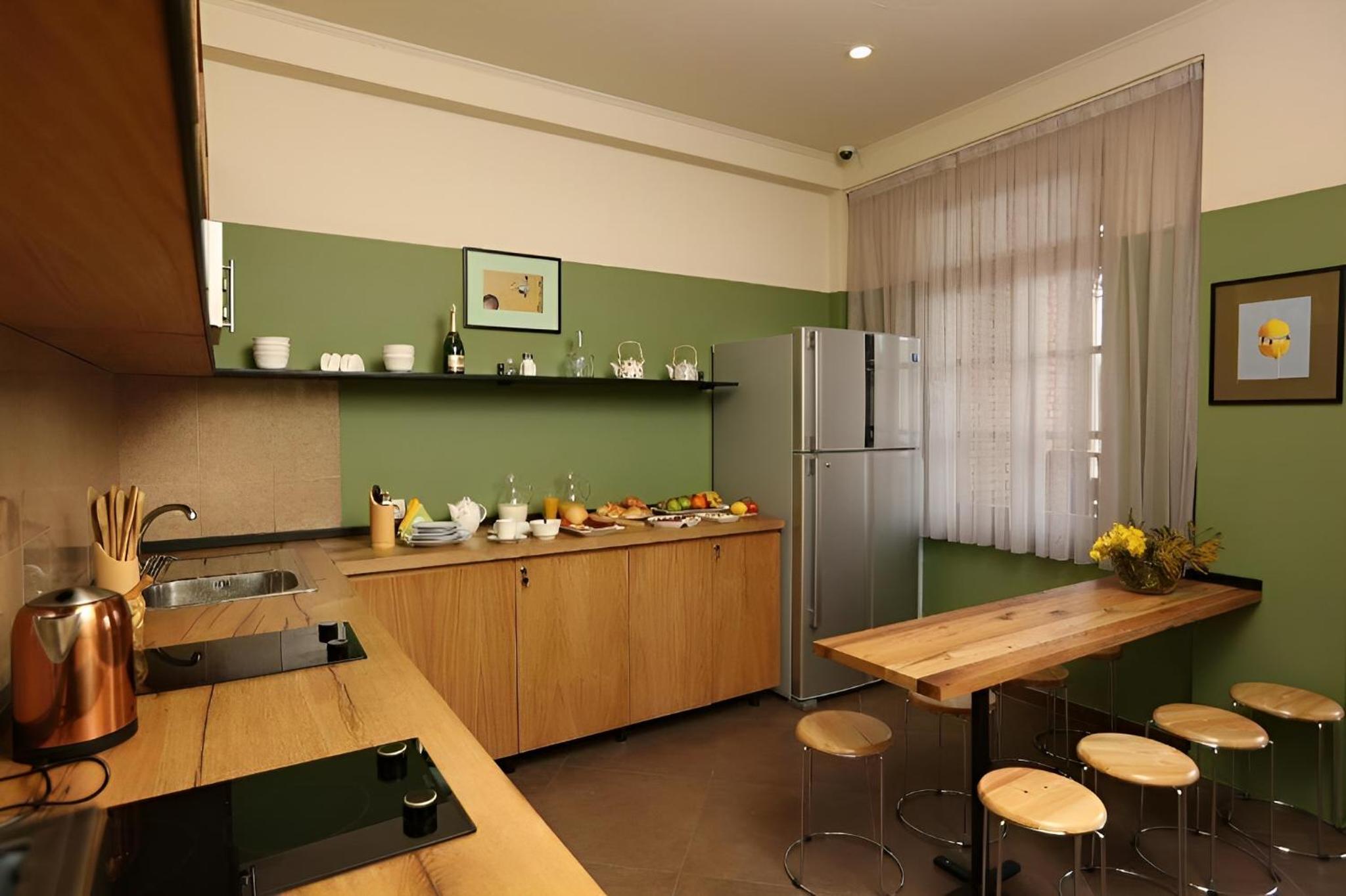 Superior Double or Twin Room with City View photo 2