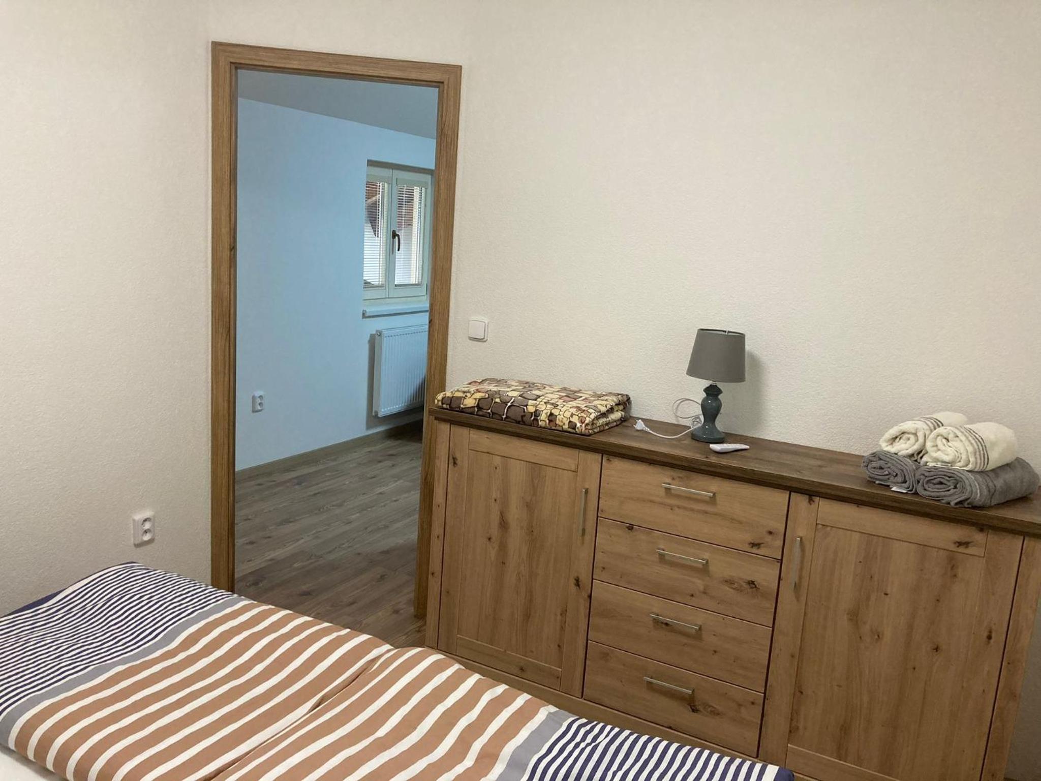 Deluxe King Suite photo 3