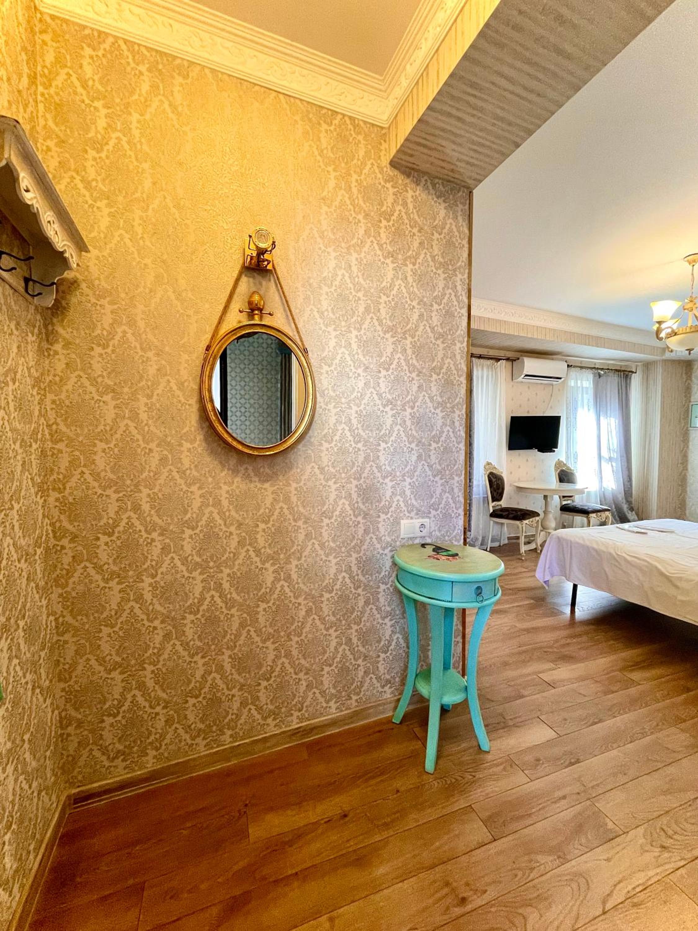 Classic Triple Room - Photo 4