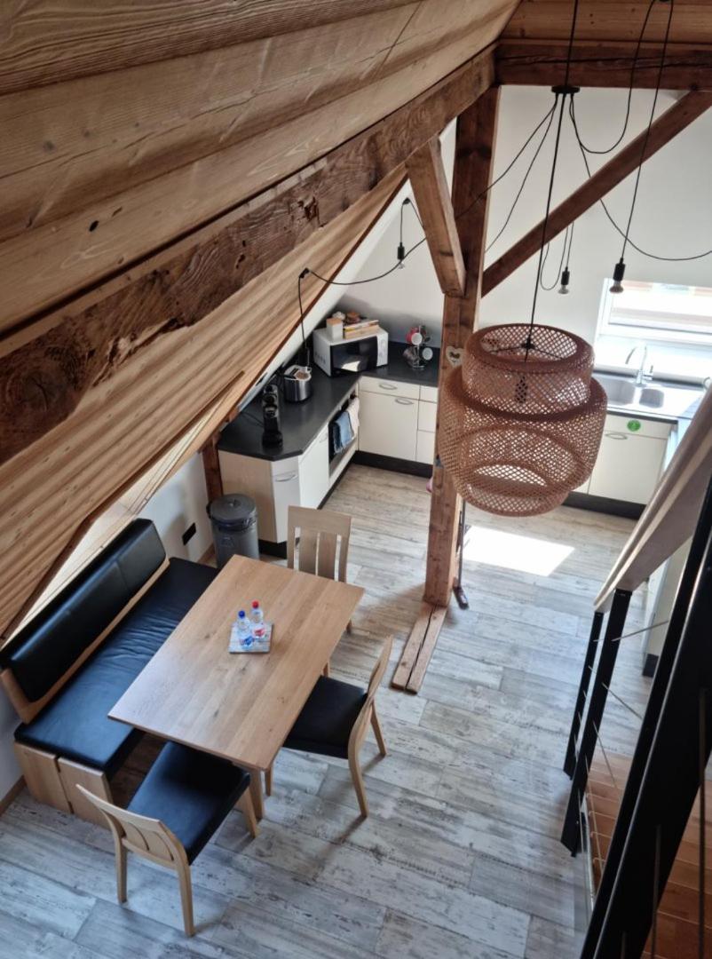 Apartment - Split Level photo 3