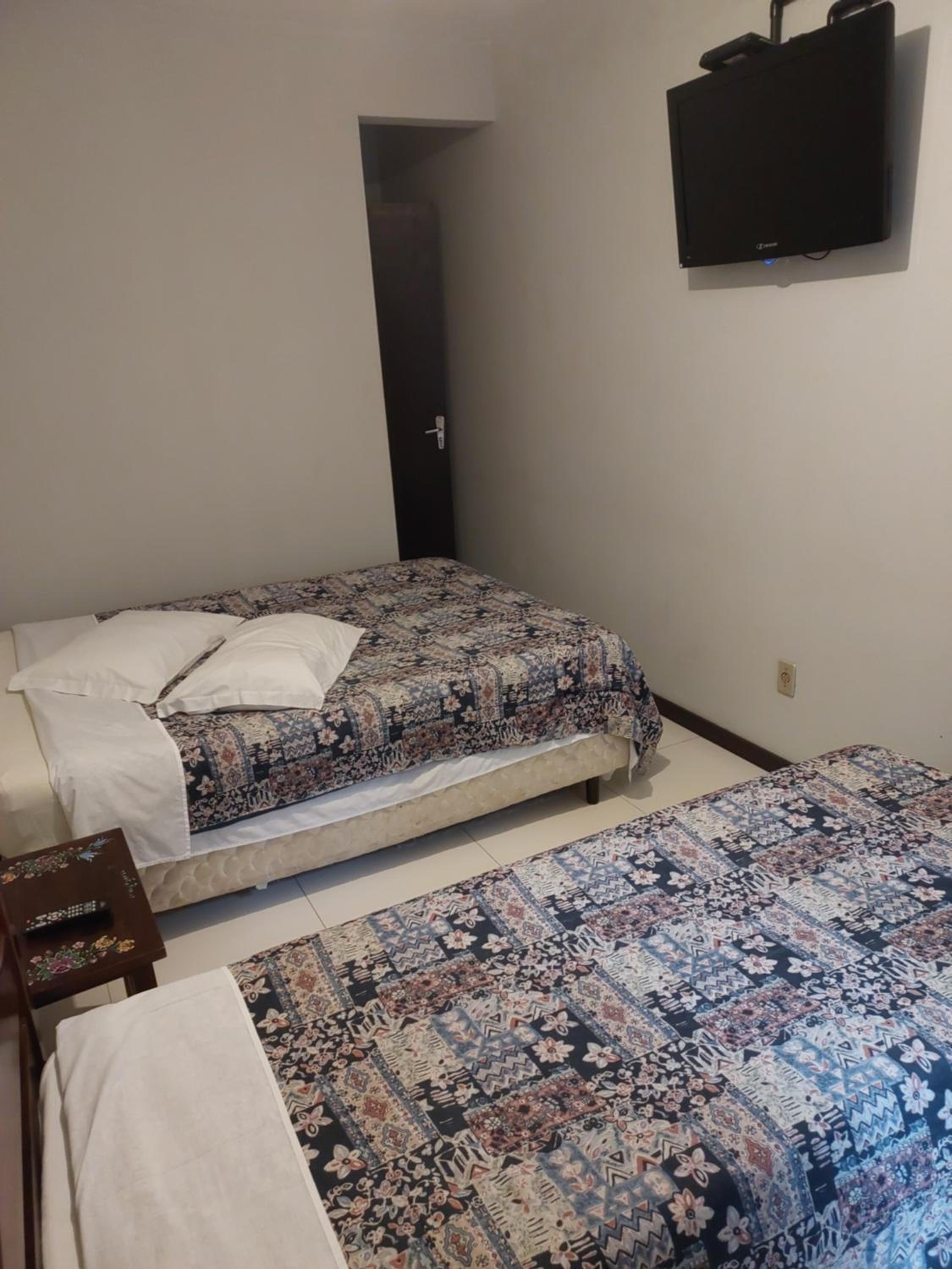 Basic Triple Room With Fan photo 1
