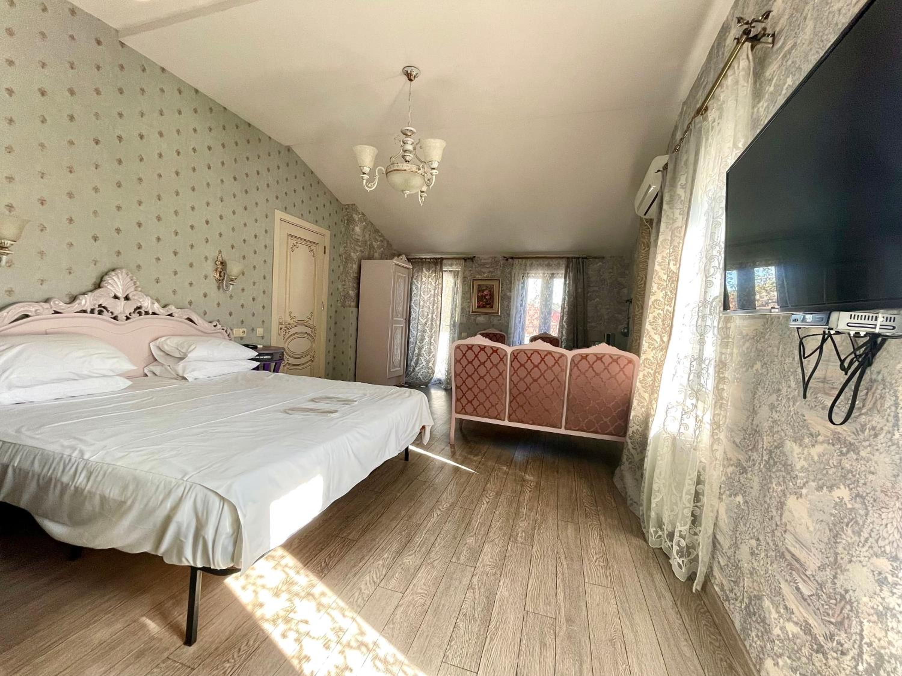 Double Room with Terrace - Photo 1