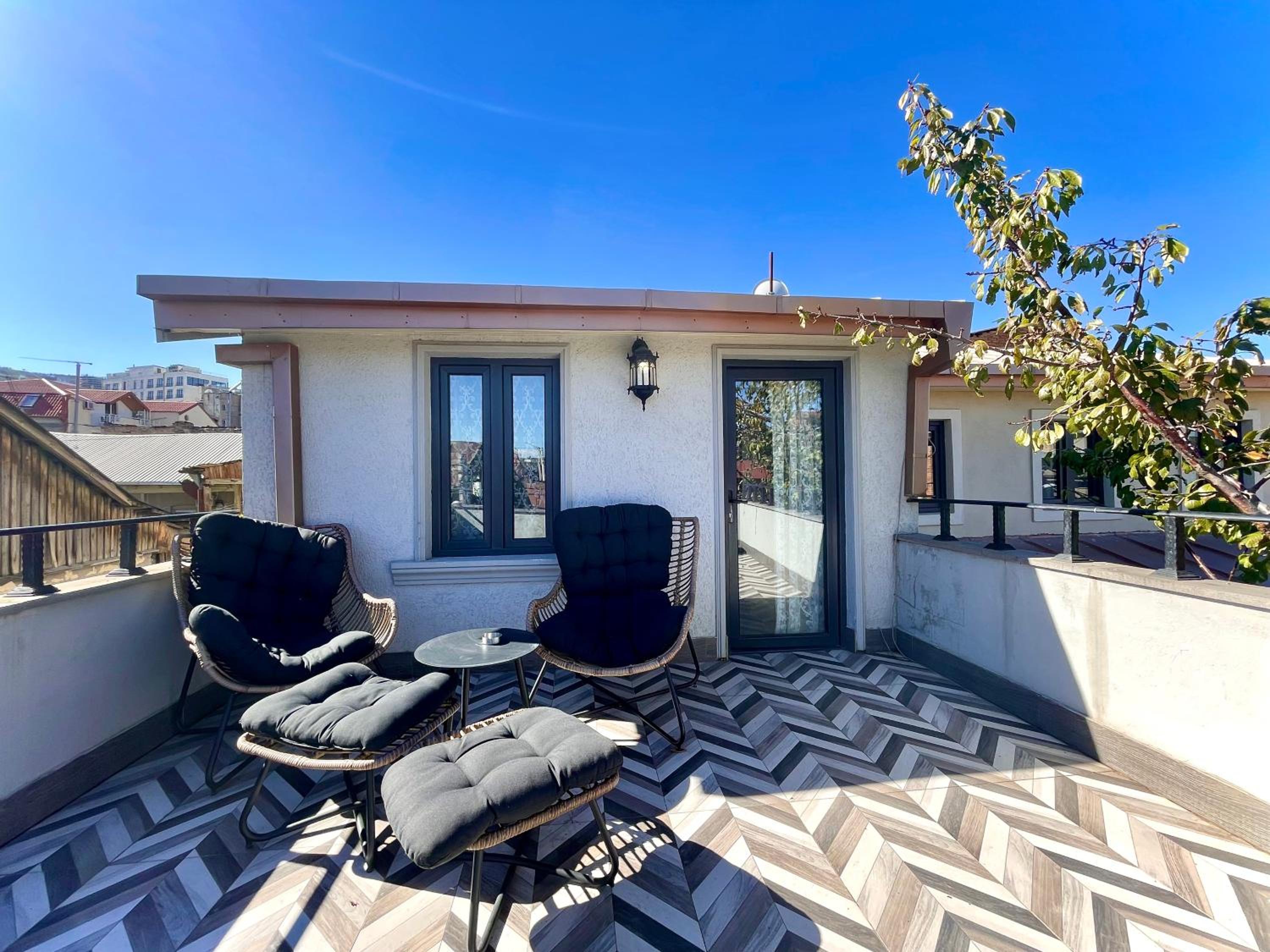 Double Room with Terrace - Photo 4