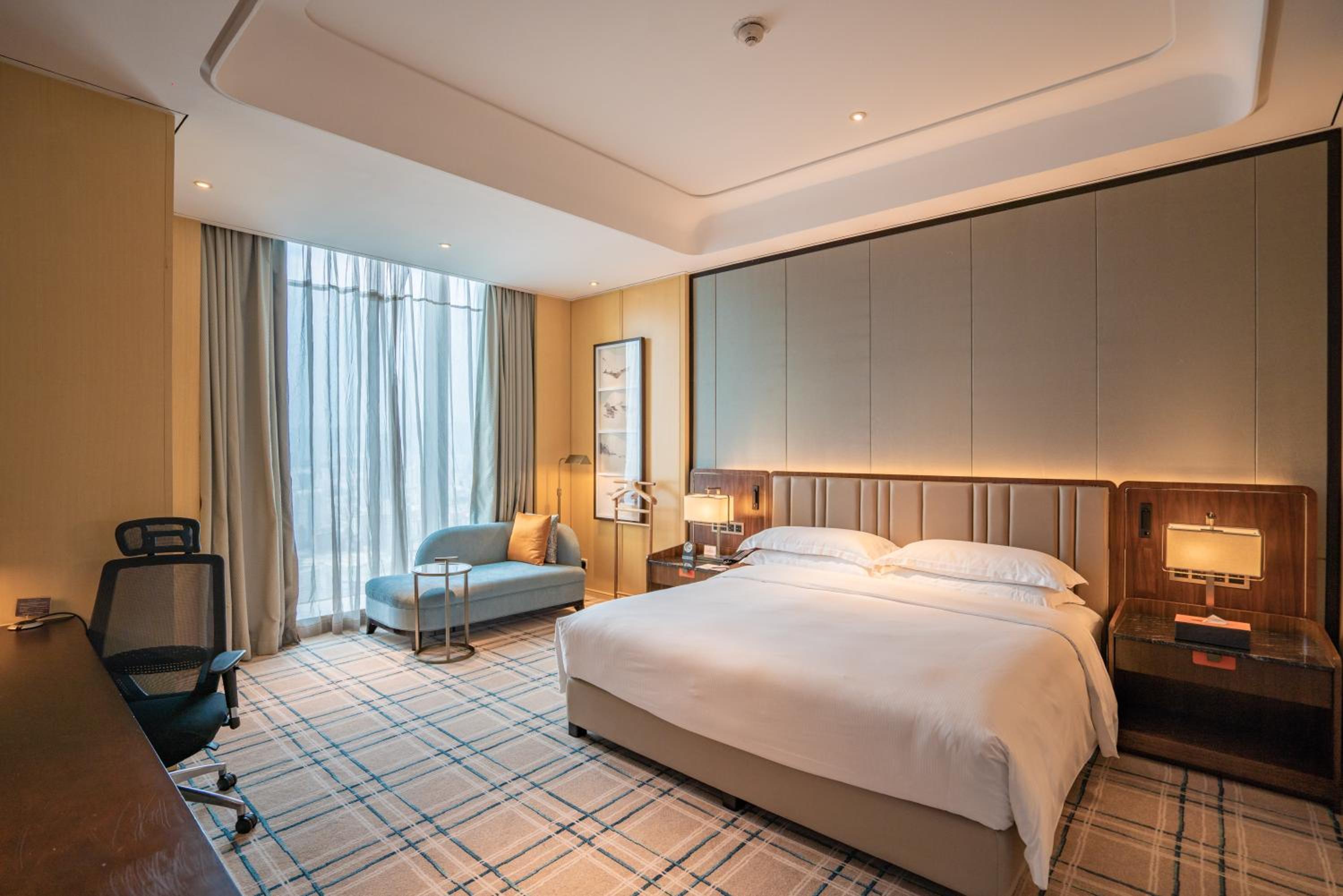 Executive King Room