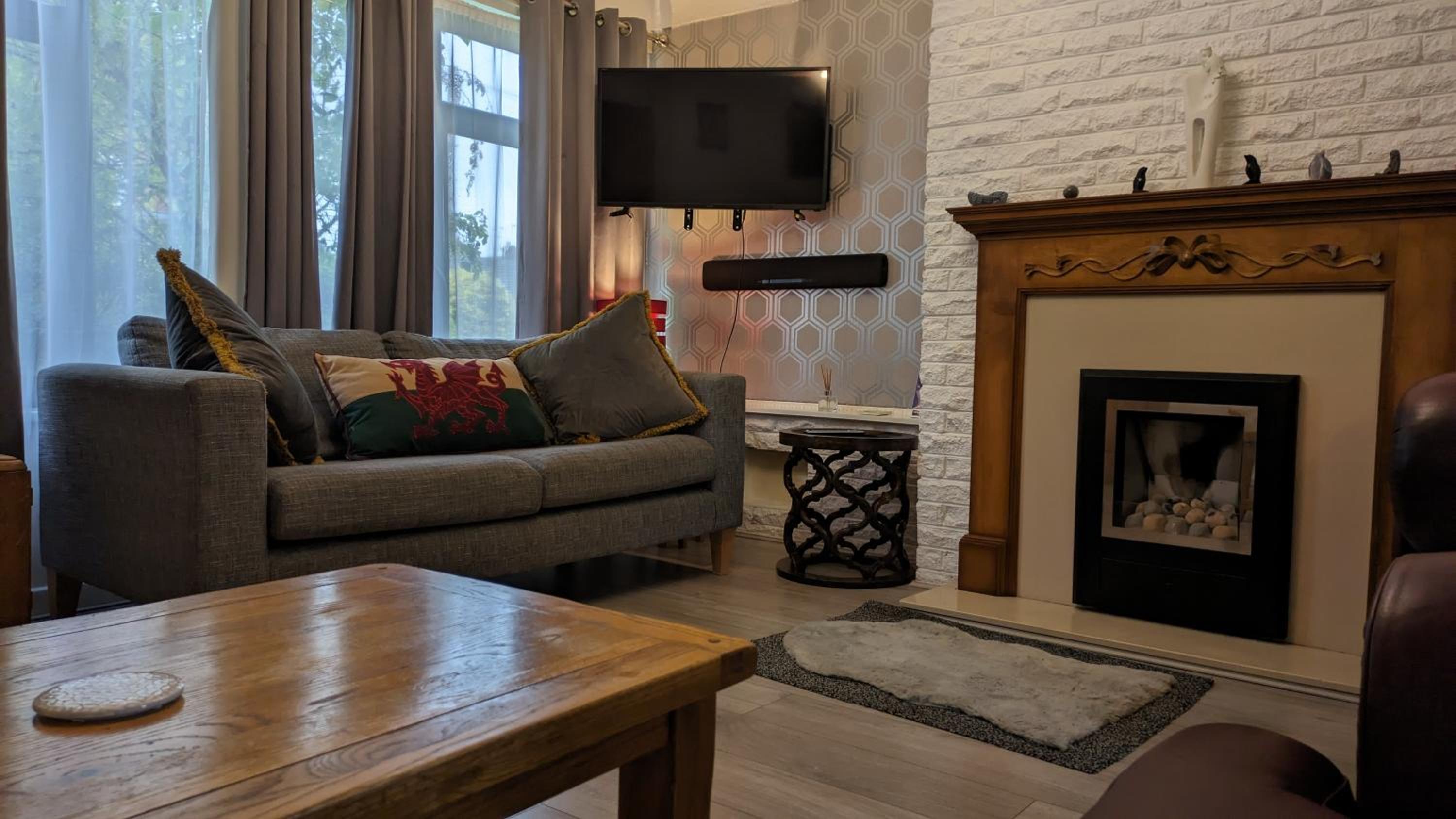 Three-Bedroom House photo 1