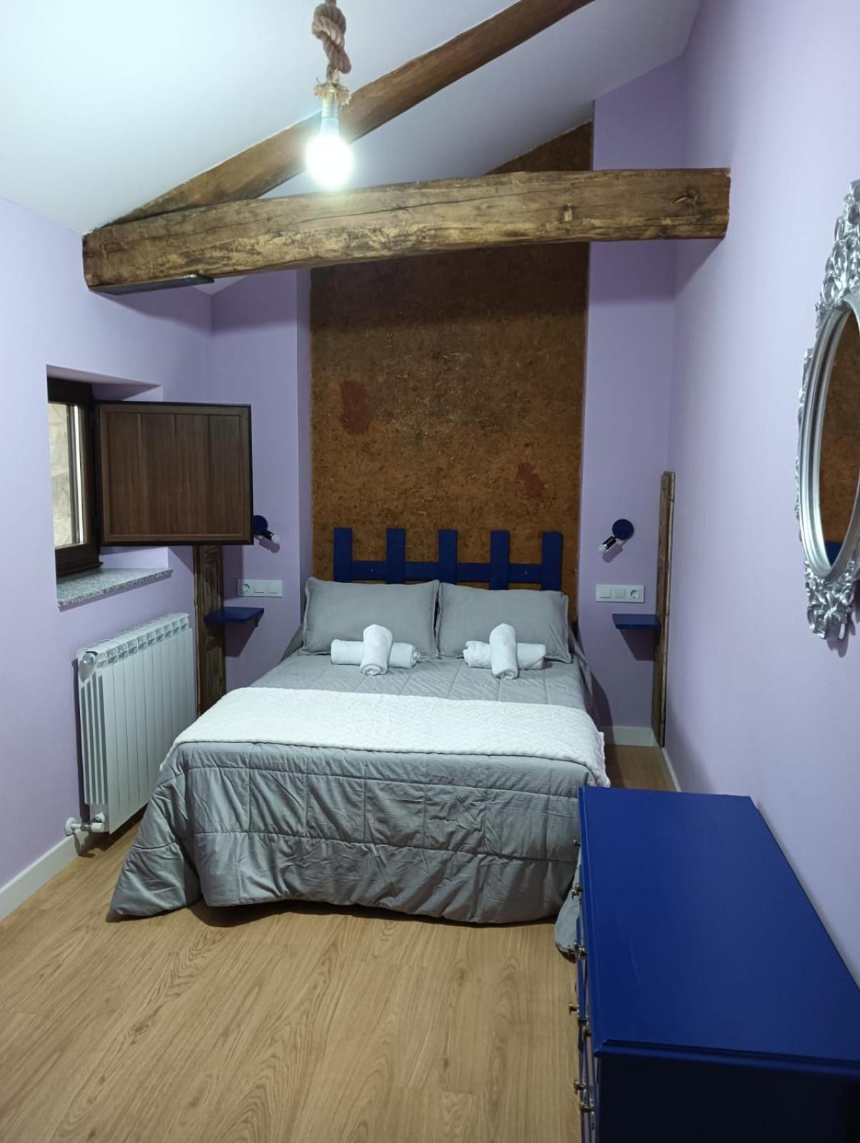 Casa de cuatro habitaciones