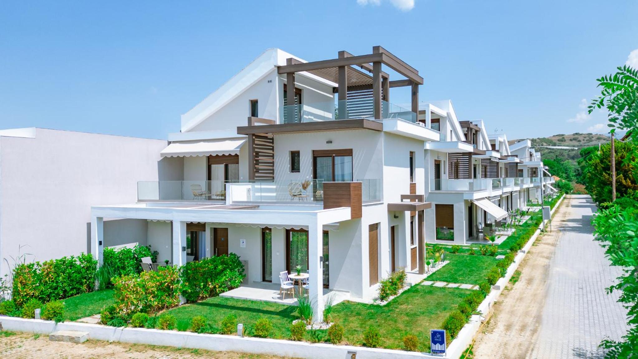 Two-Bedroom Villa - Photo 42