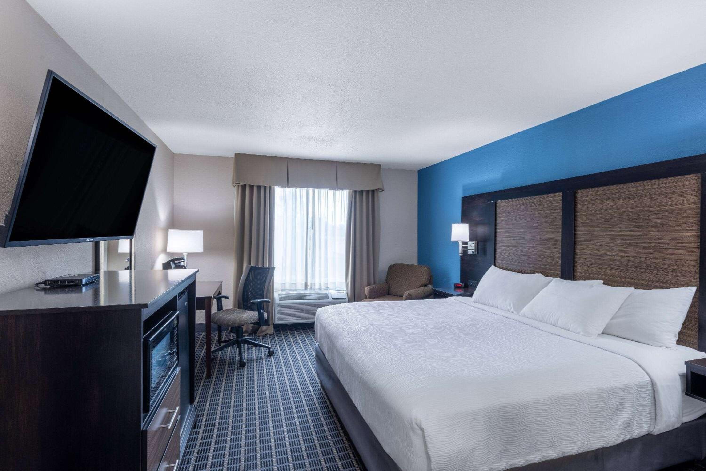 King Room - Non-Smoking - Photo 1