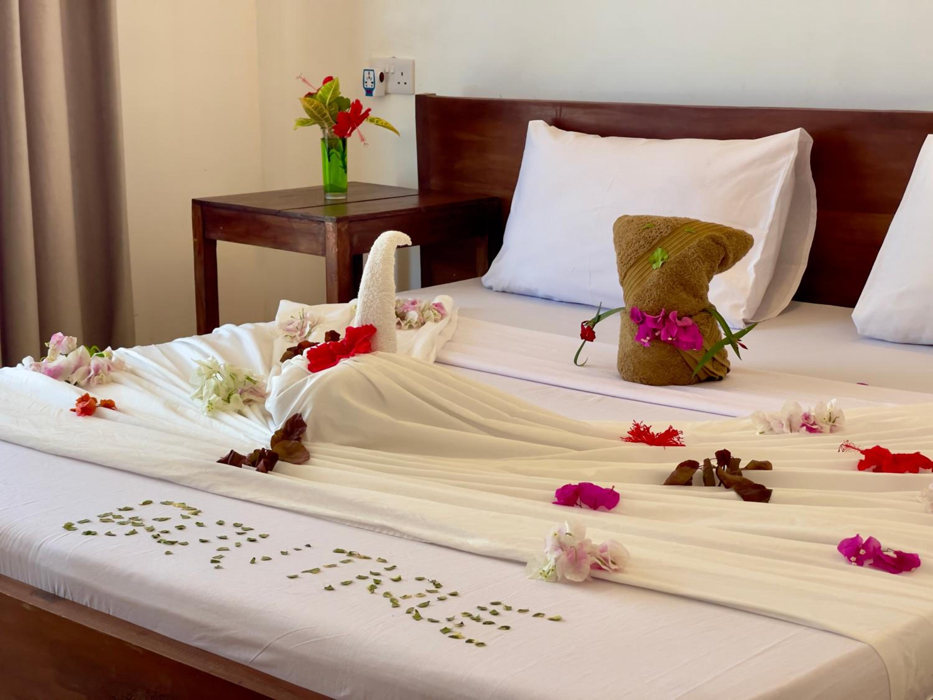 Deluxe Double Room with Balcony and Sea View - Photo 6