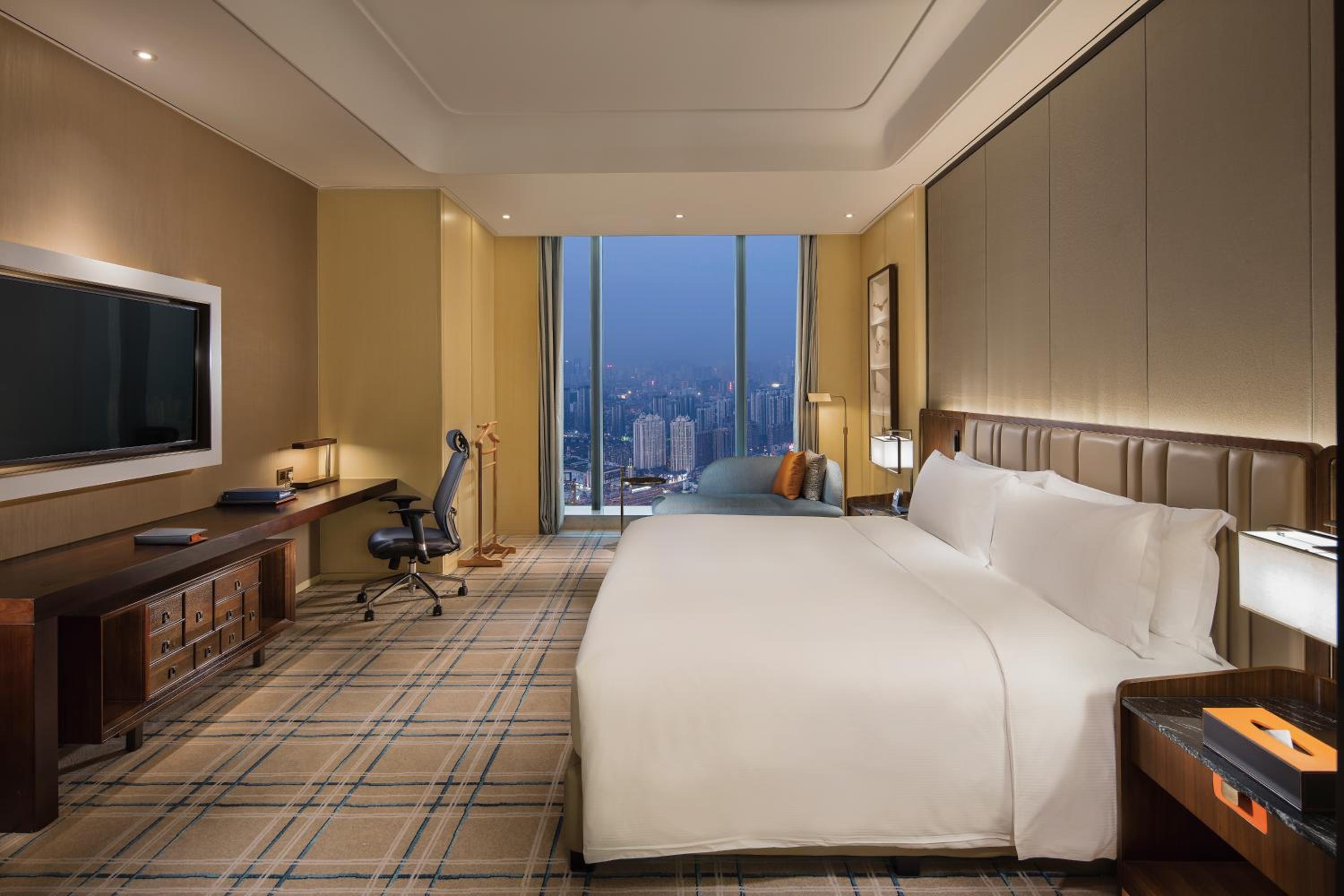 King Room - Mobility Accessible