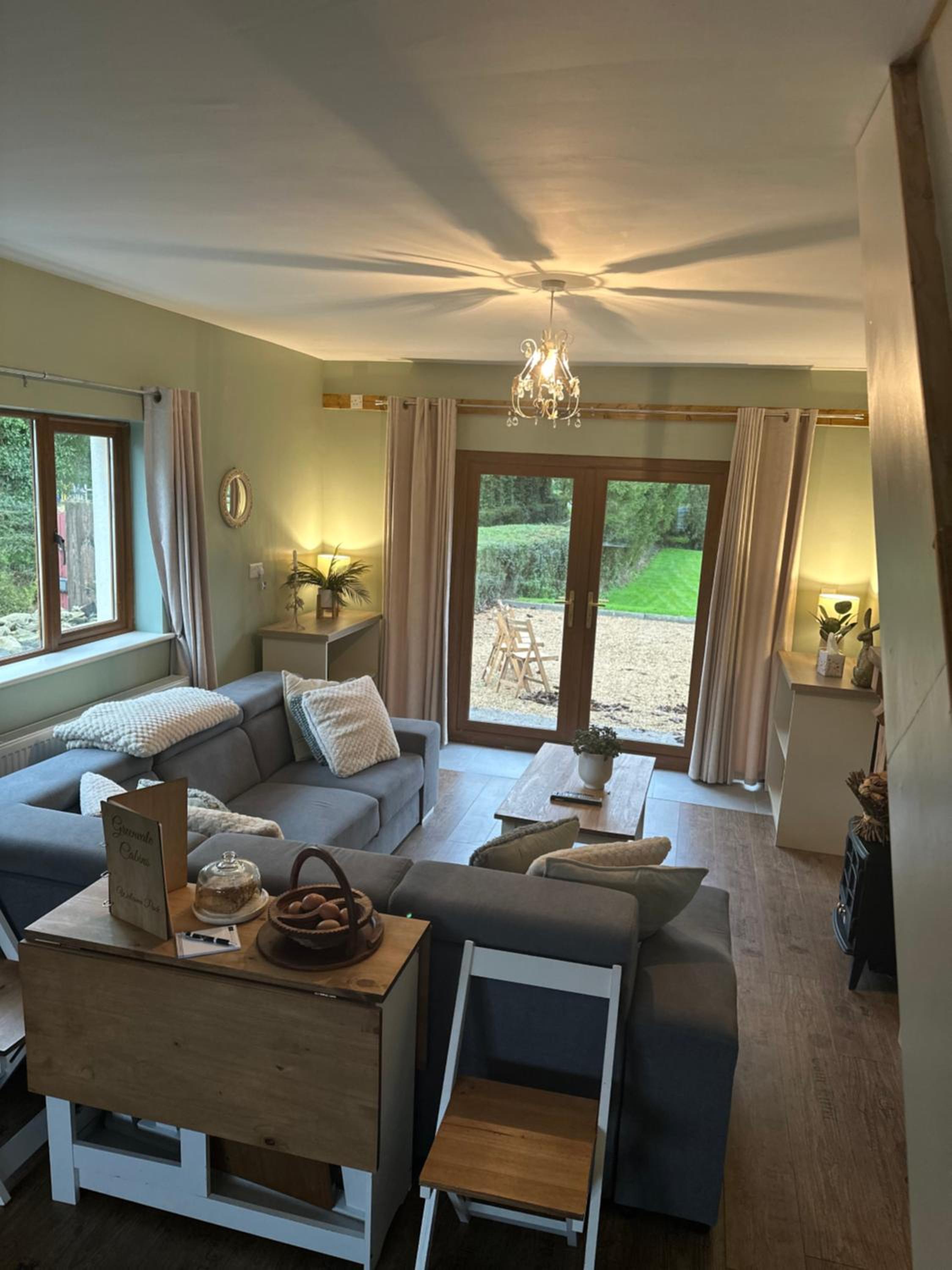 Cottage with Garden View - Photo 15