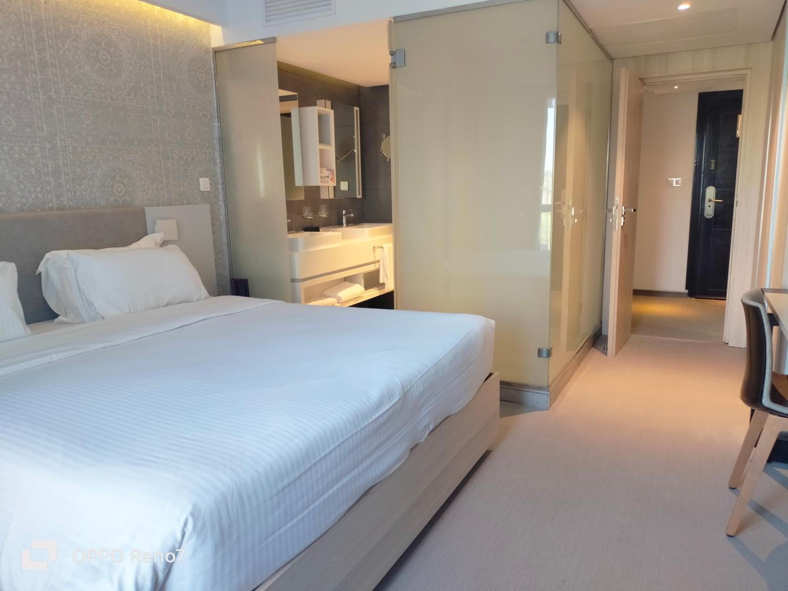 Flavor Suite - 1 King Bed - Photo 3