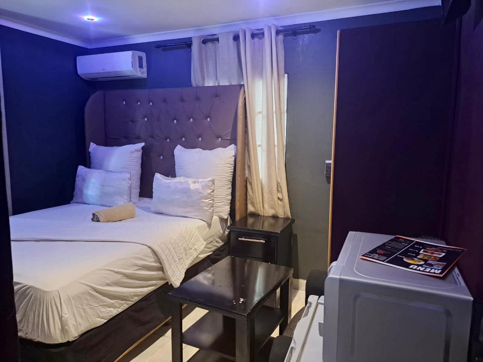 Double Room photo 3
