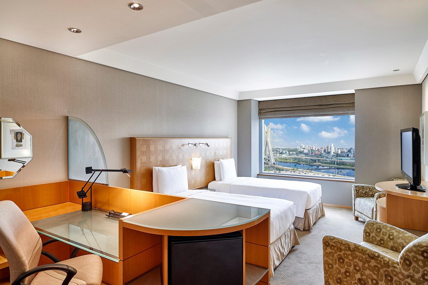 2 Twin Bed Deluxe Room - Photo 3