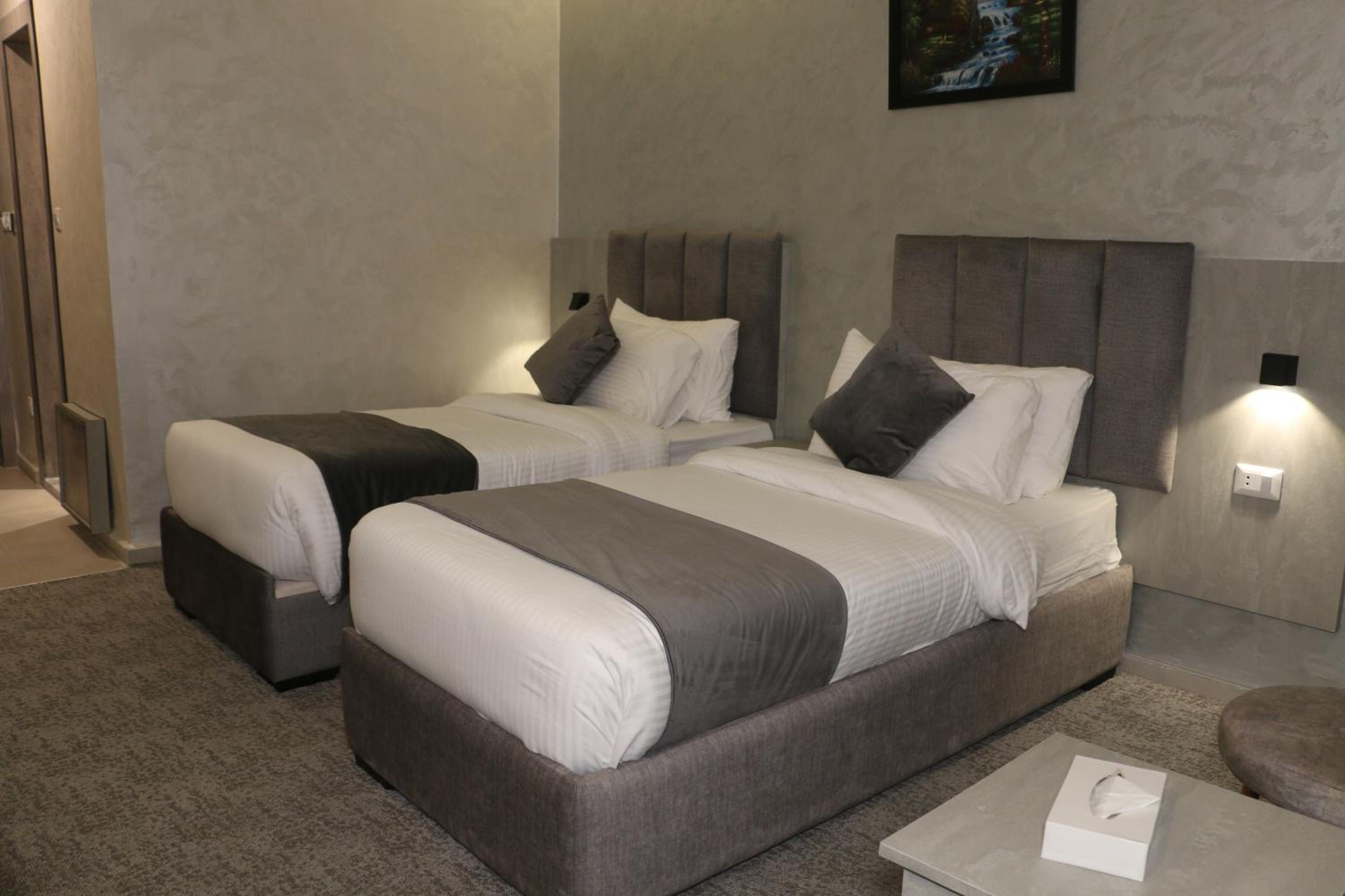Twin Room - Photo 1