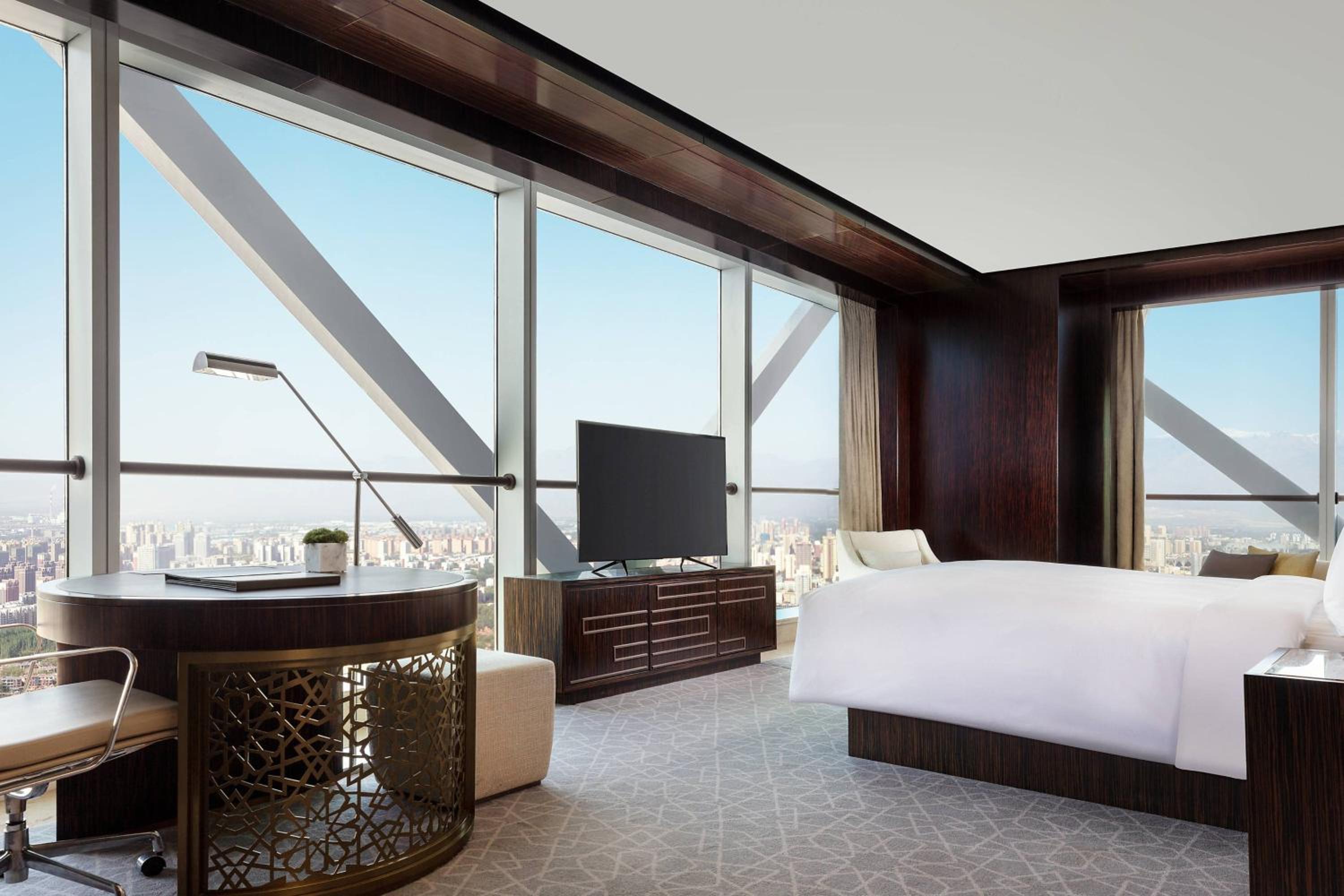 King Room with Lake View
