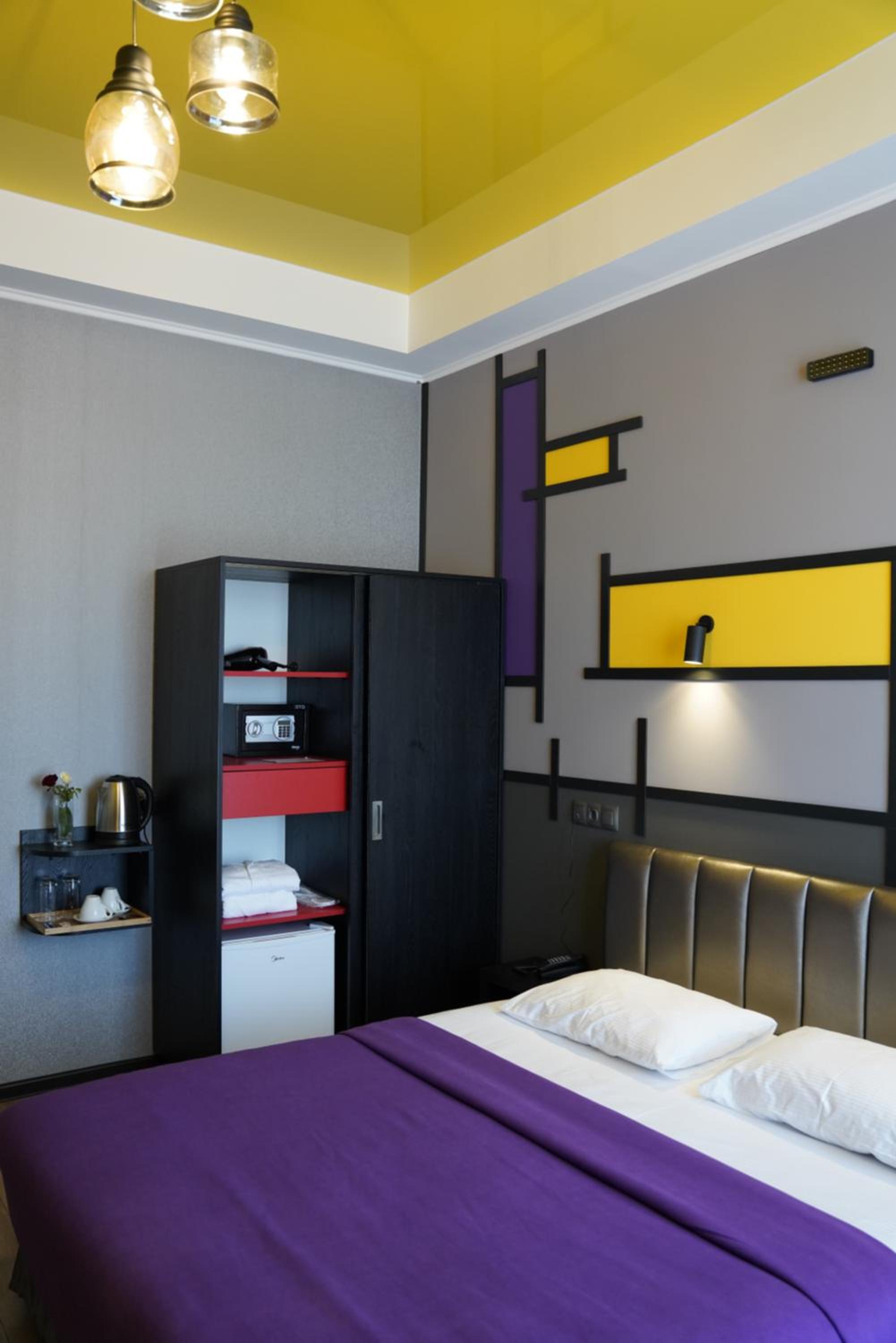 Double Room with Balcony - Photo 6