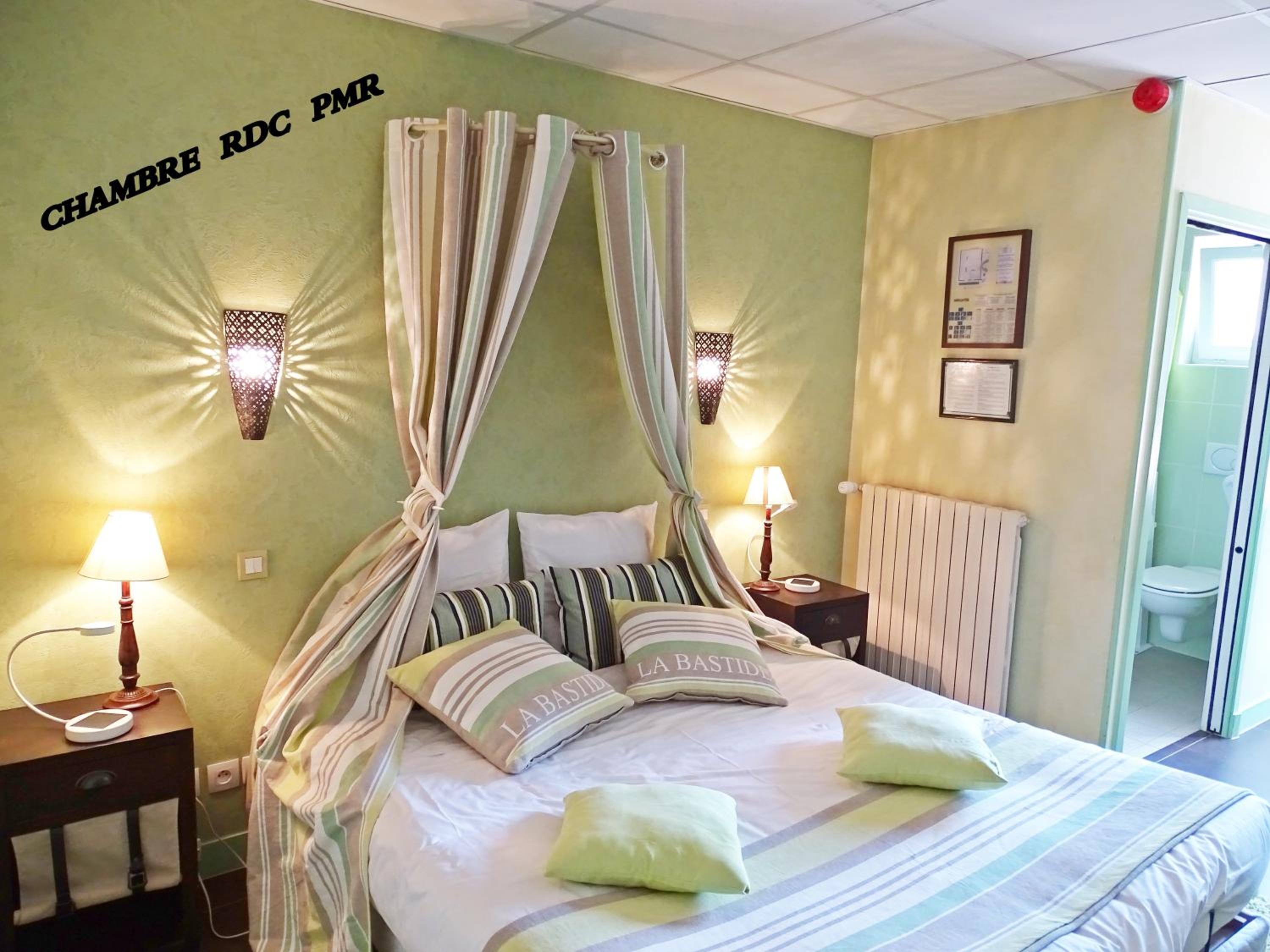 Double Room - Disability Access photo 3