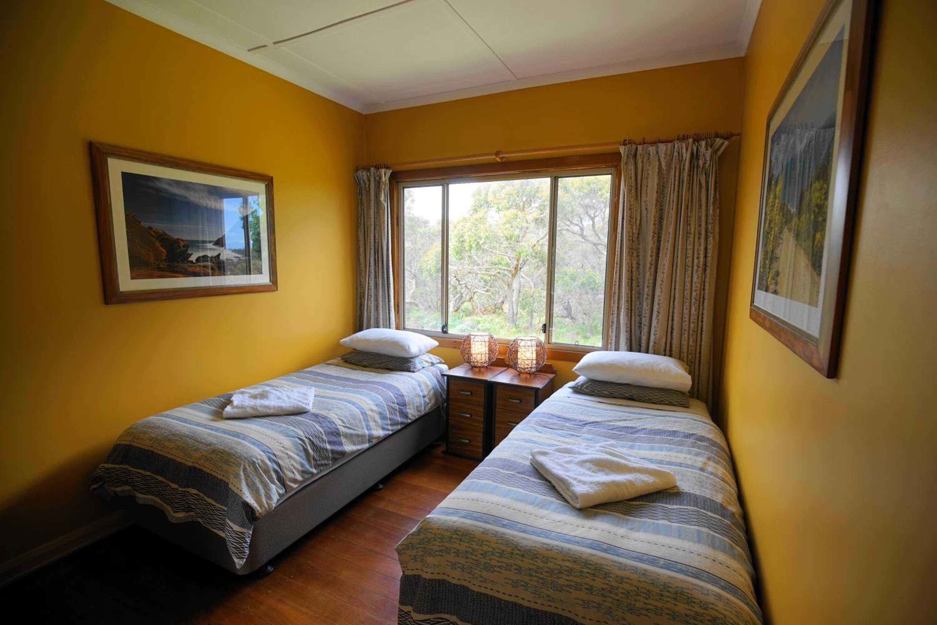 Four-Bedroom House photo 2