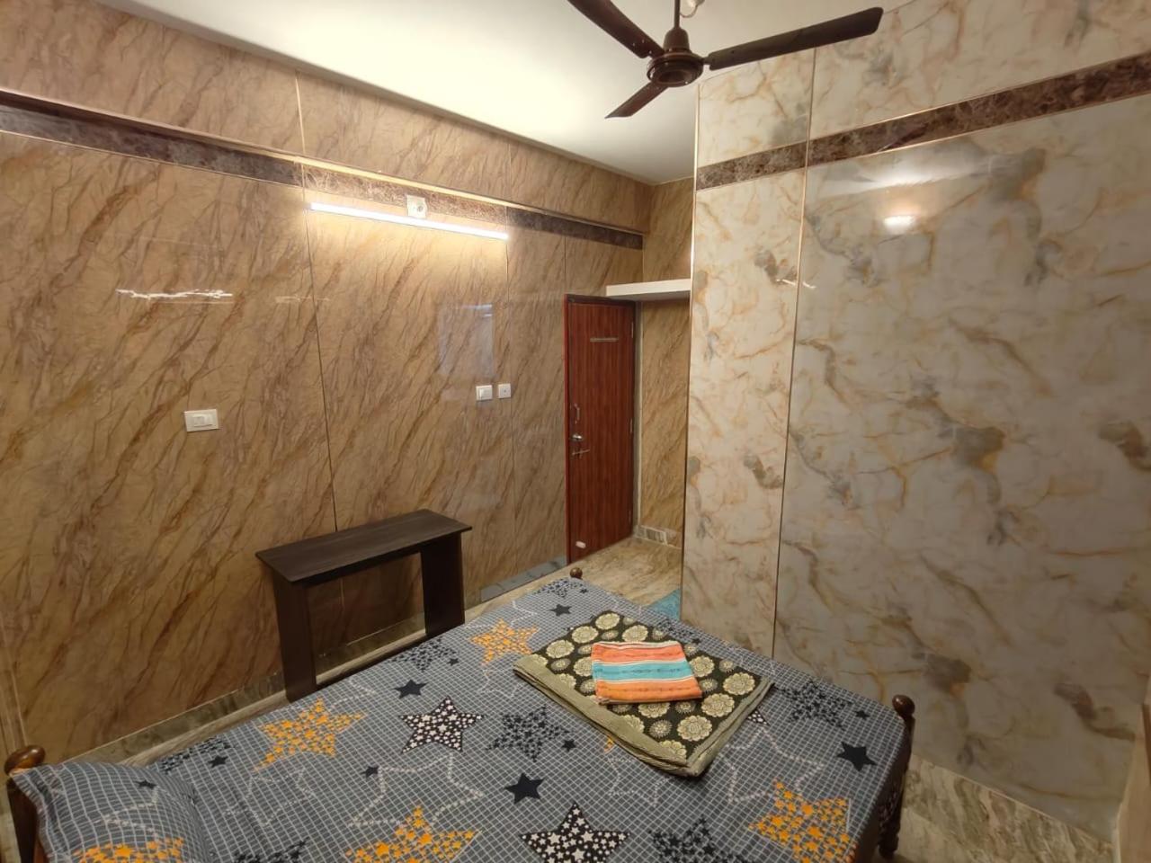 Standard Double Room with Fan photo 1