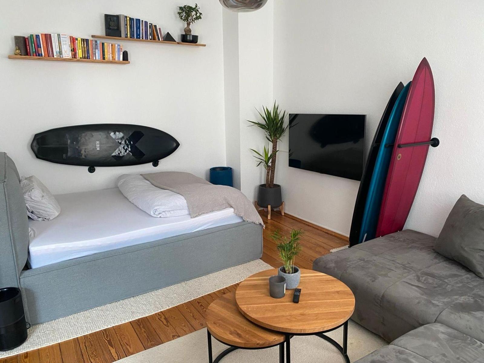 One-Bedroom Apartment photo 2