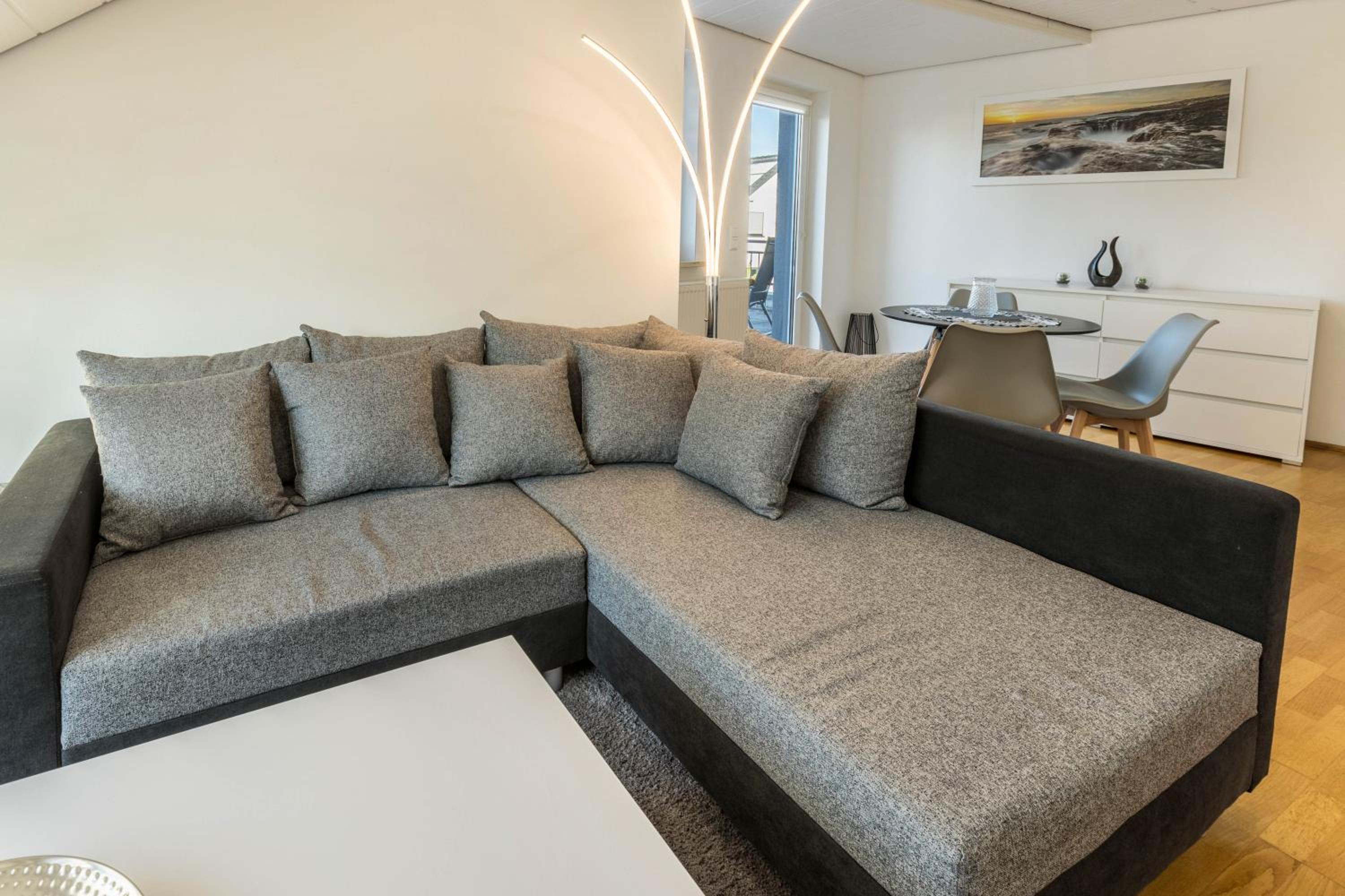 Superior One-Bedroom Apartment with Balcony