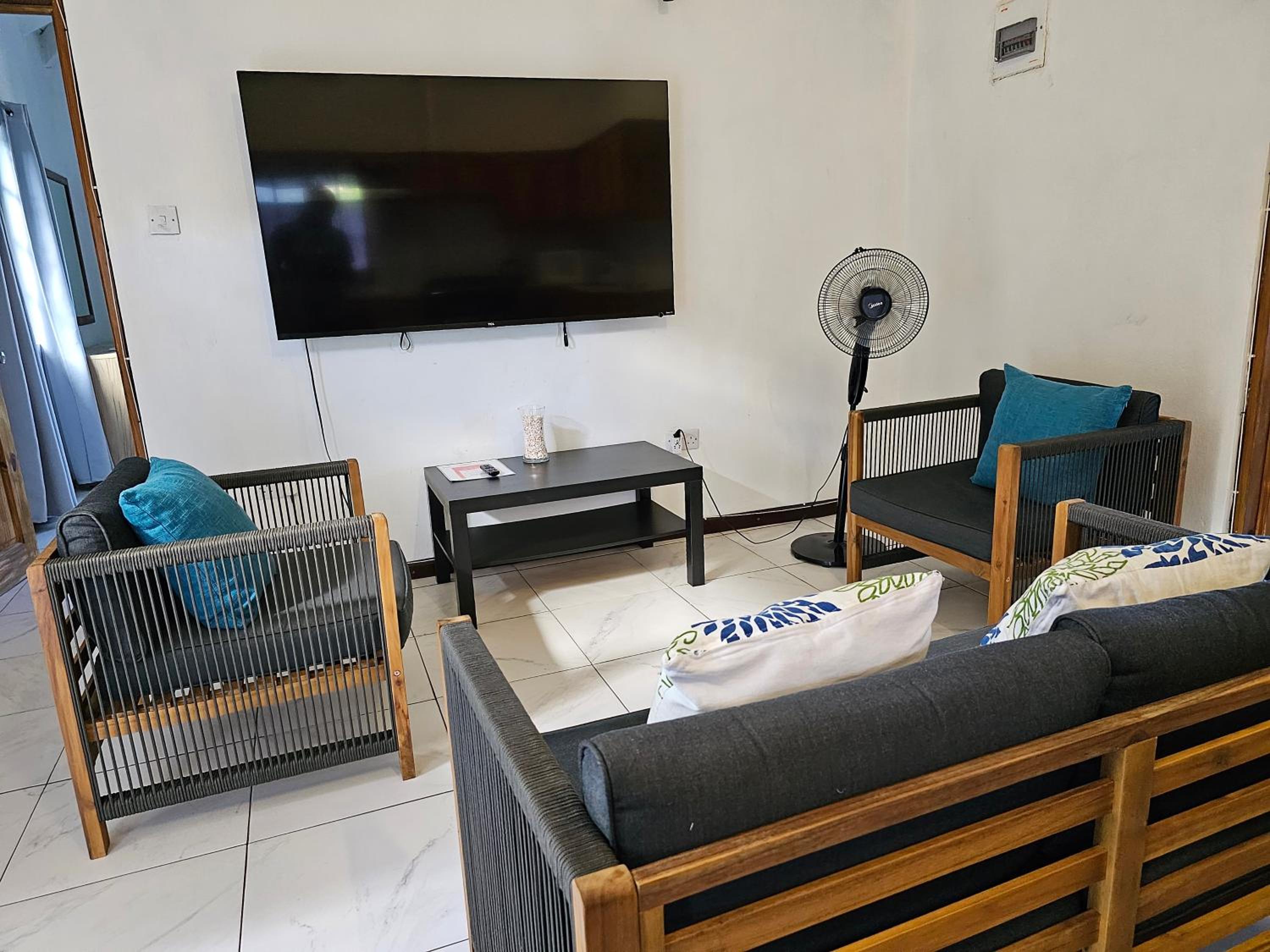 Two-Bedroom Apartment photo 2
