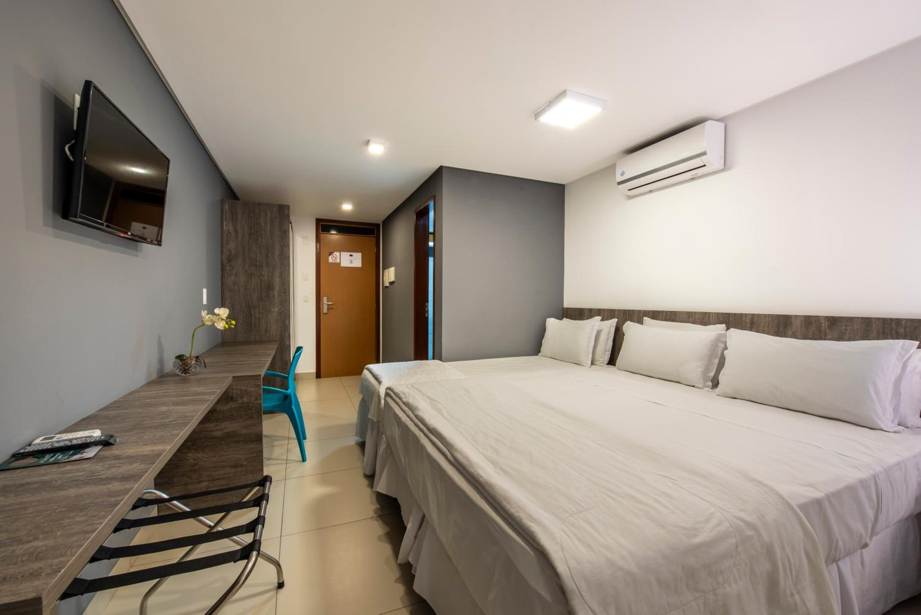 Standard Triple Room photo 2
