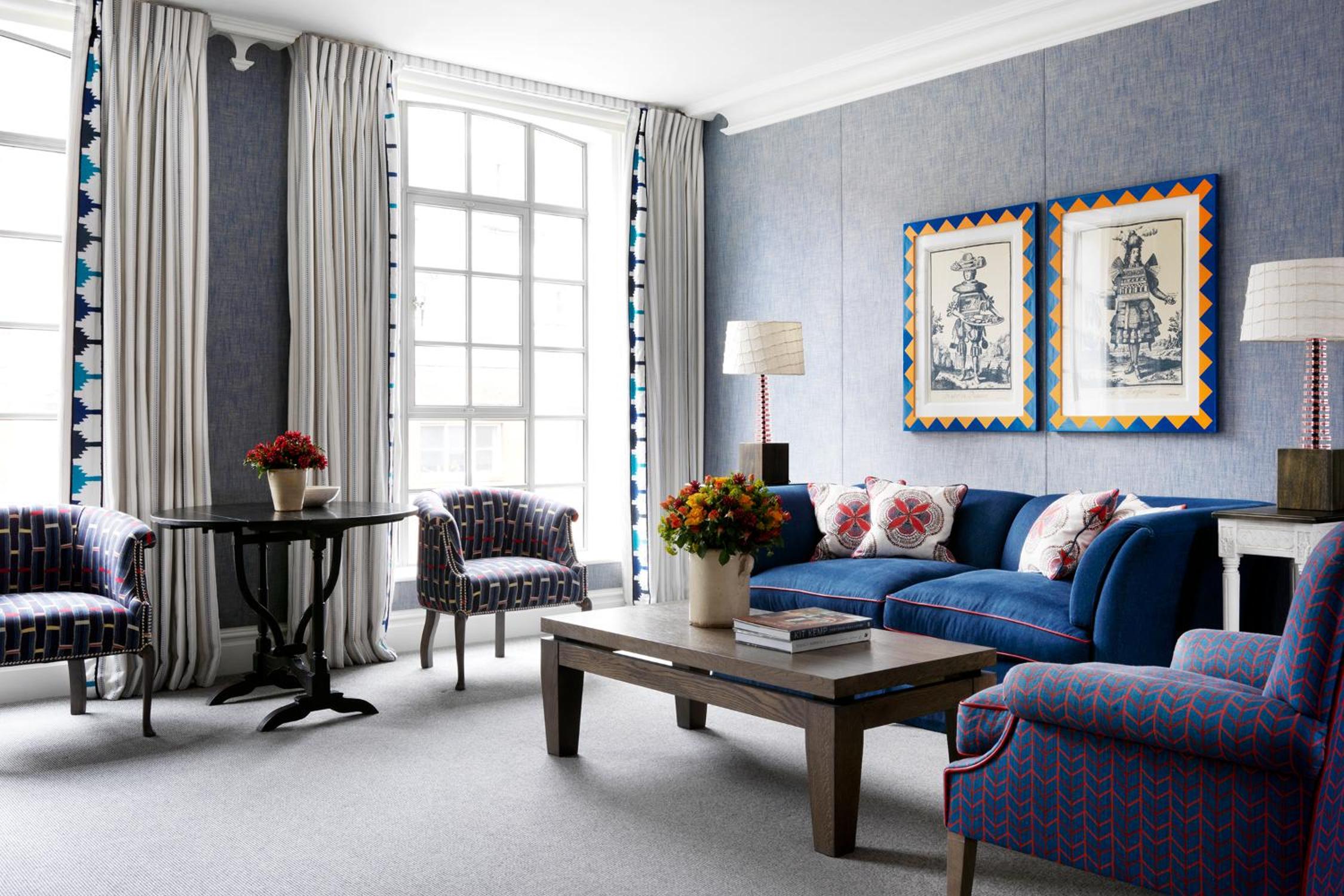 Deluxe Junior Suite photo 3