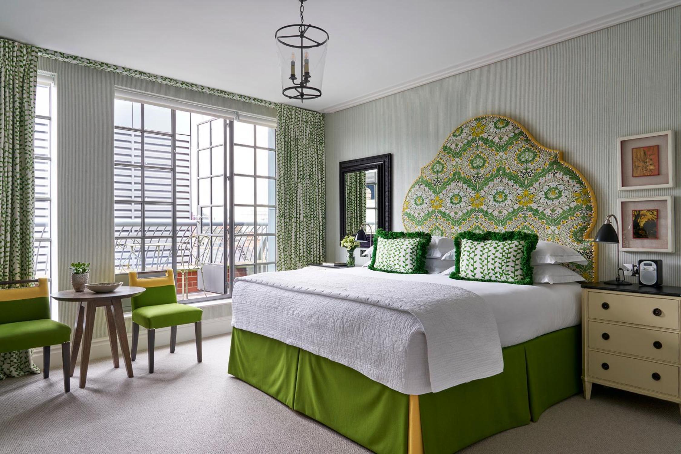 Deluxe Terrace Room