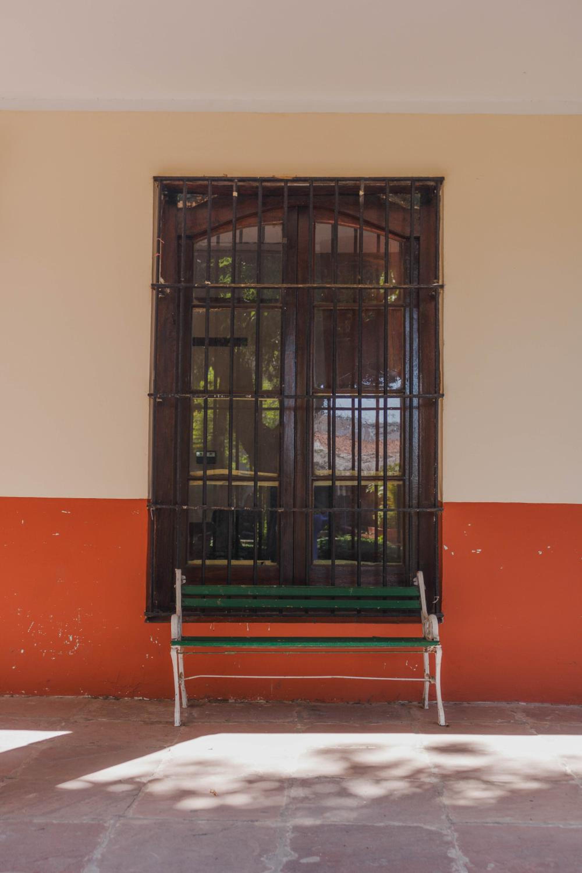 Single Bed In Dormitory Room photo 3