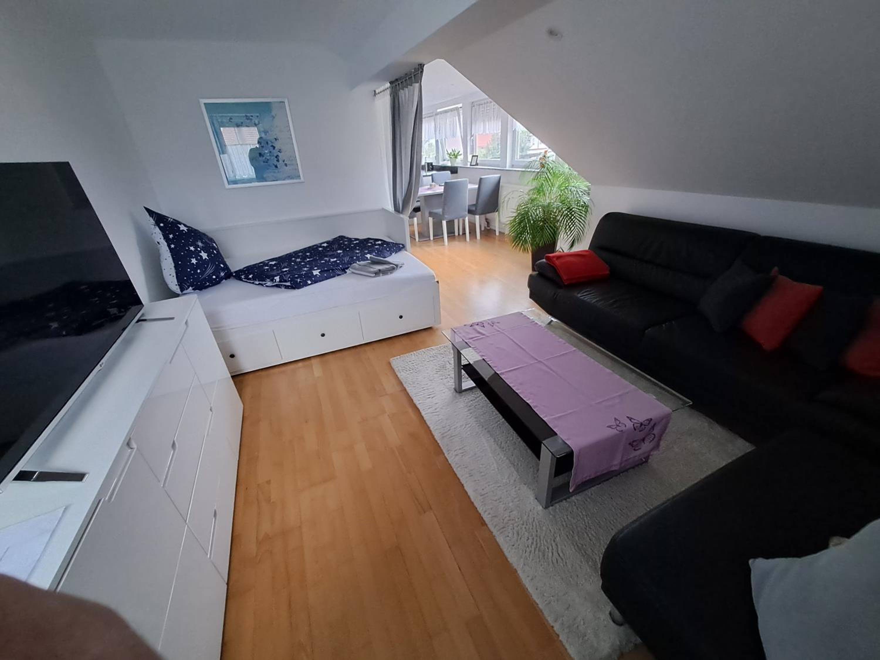One-Bedroom Apartment photo 1