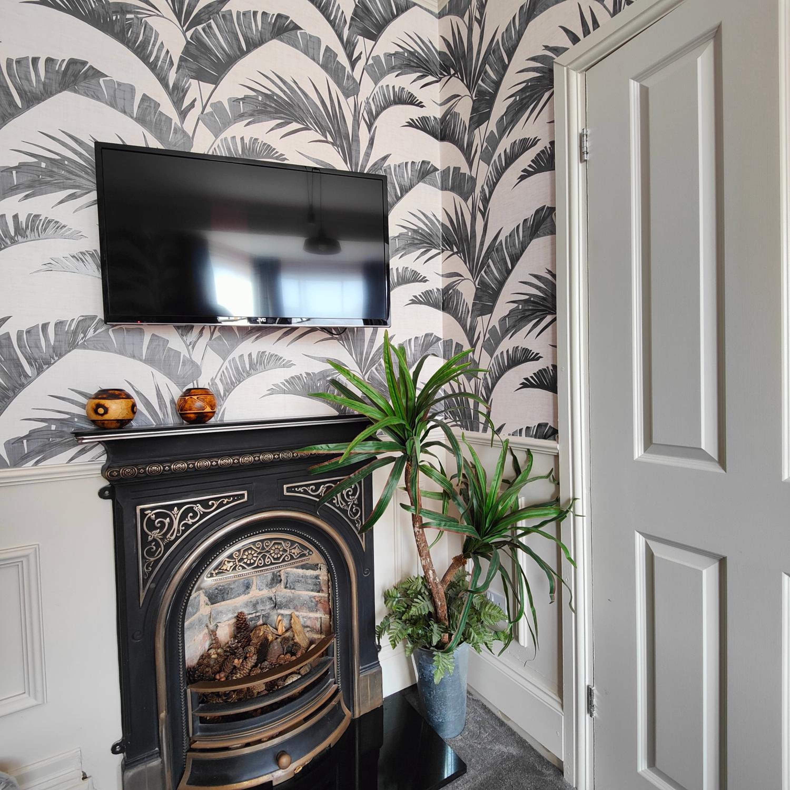 Deluxe King Room photo 3