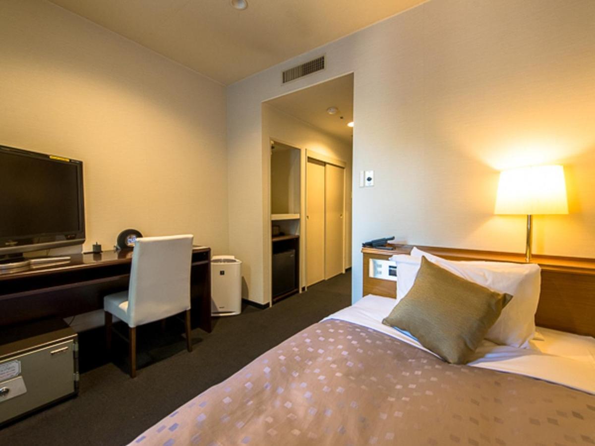 Single Room - Non-Smoking photo 3