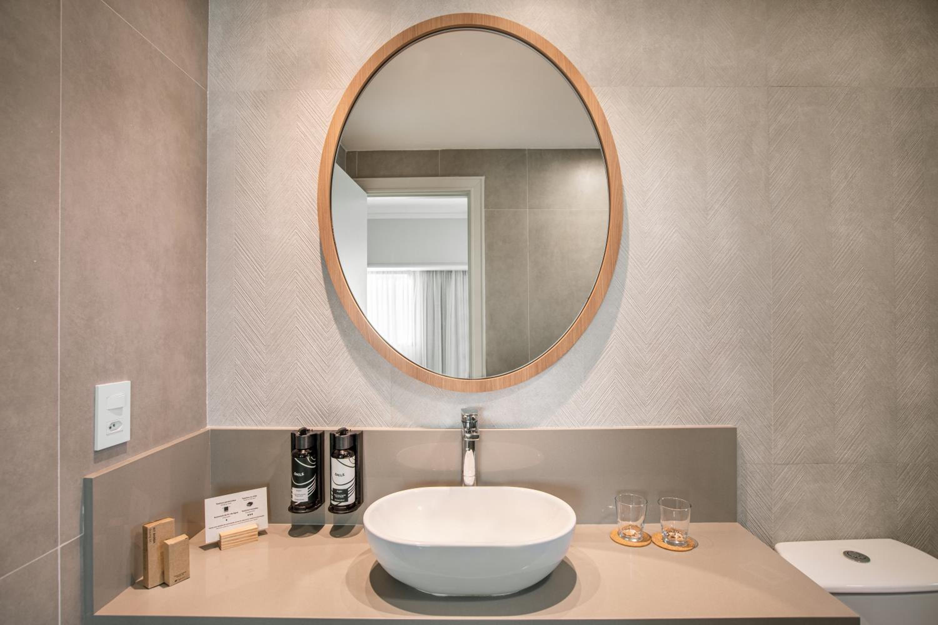 The Innside Premium Room Twin - Photo 8